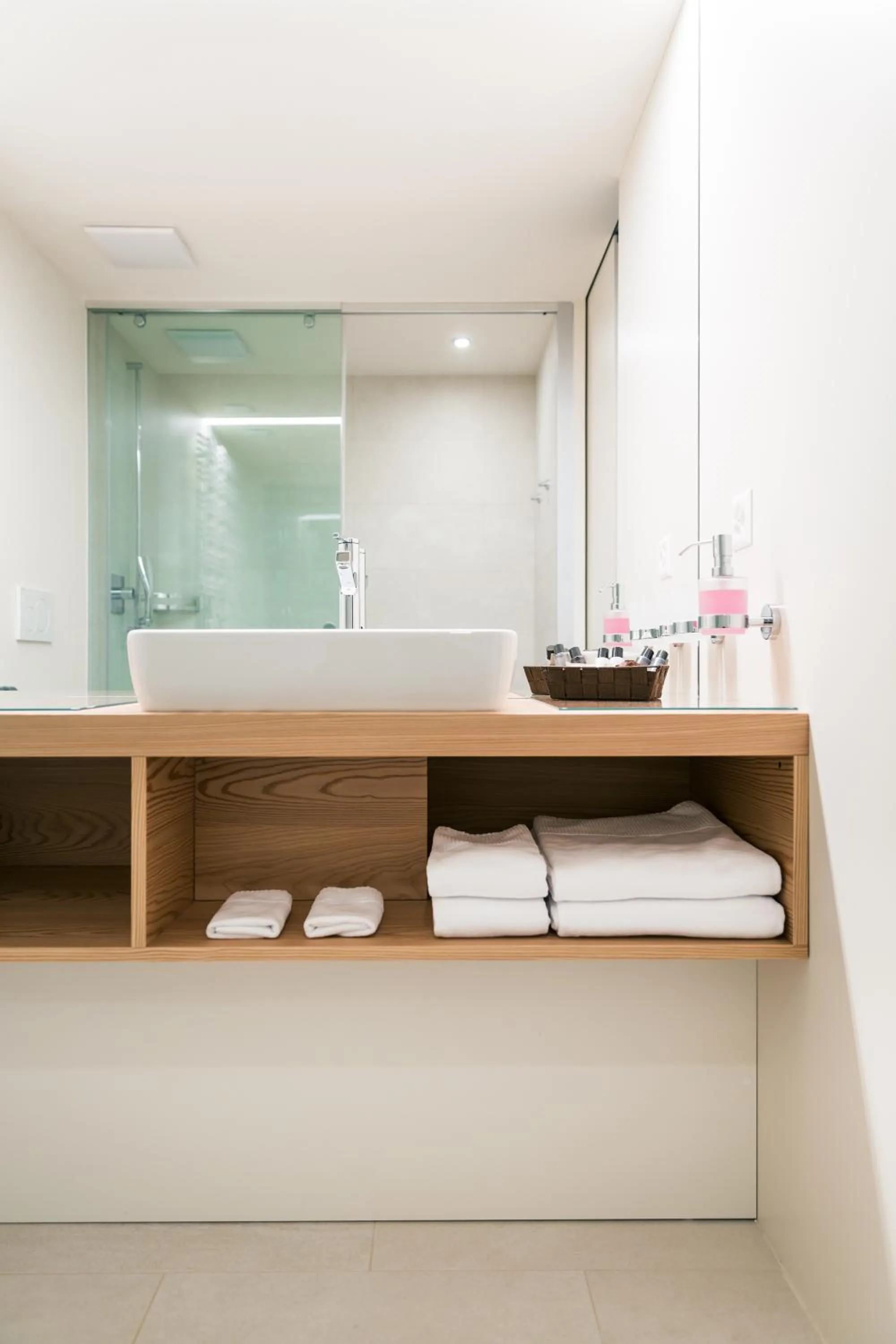 Bathroom in Raselli Sport Hotel