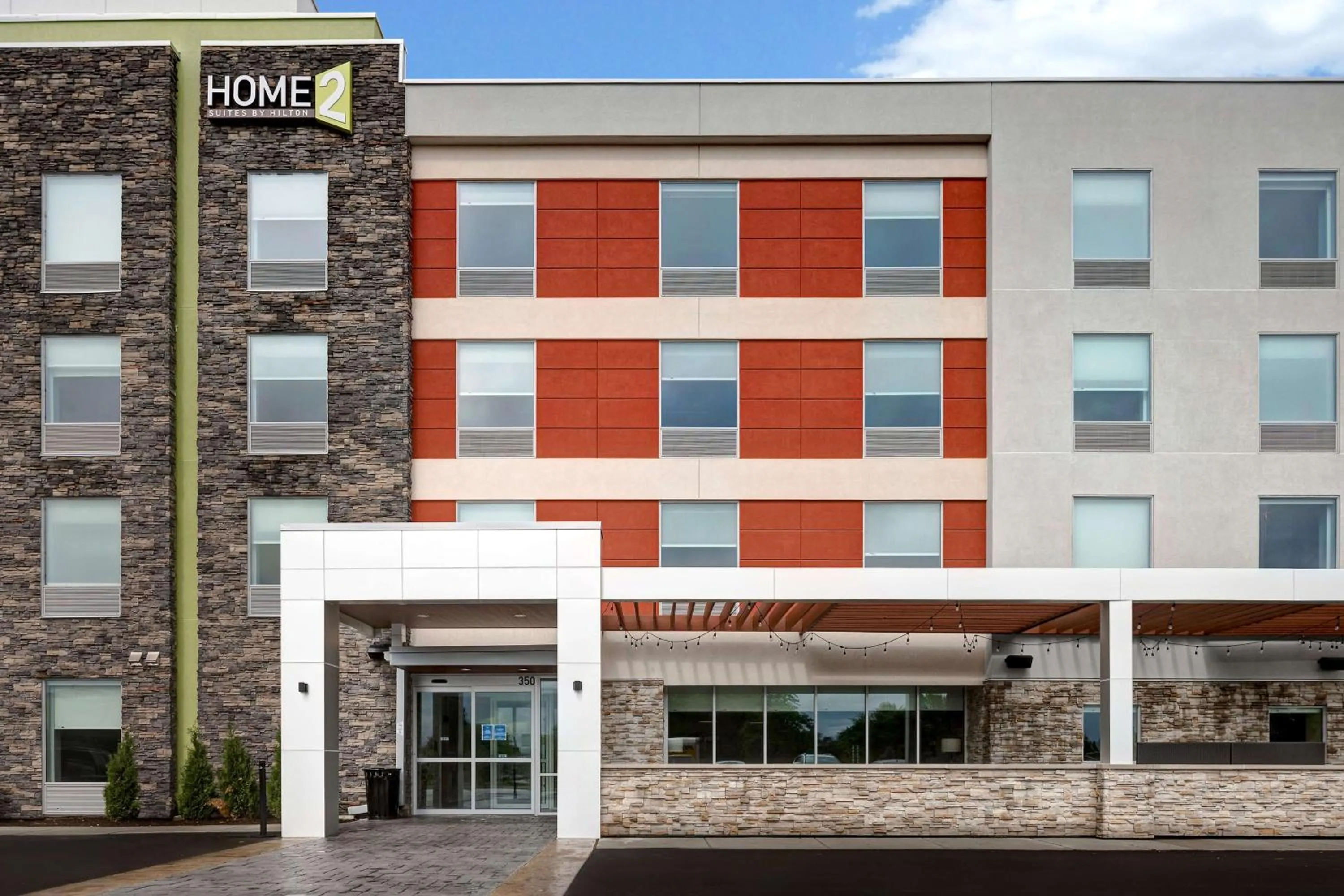 Property building in Home2 Suites By Hilton Lincolnshire Chicago