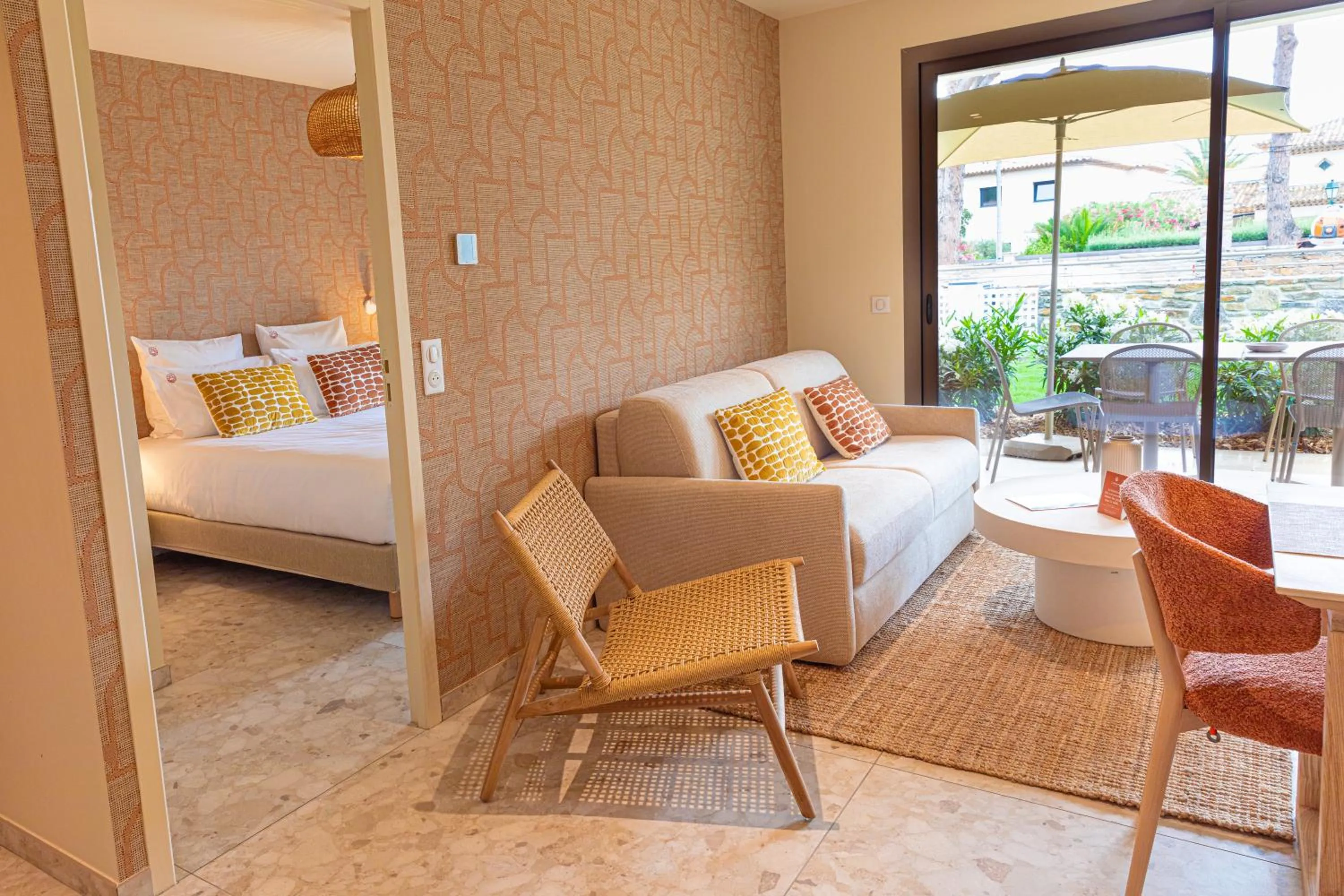 Bed in Hôtel La Ménado