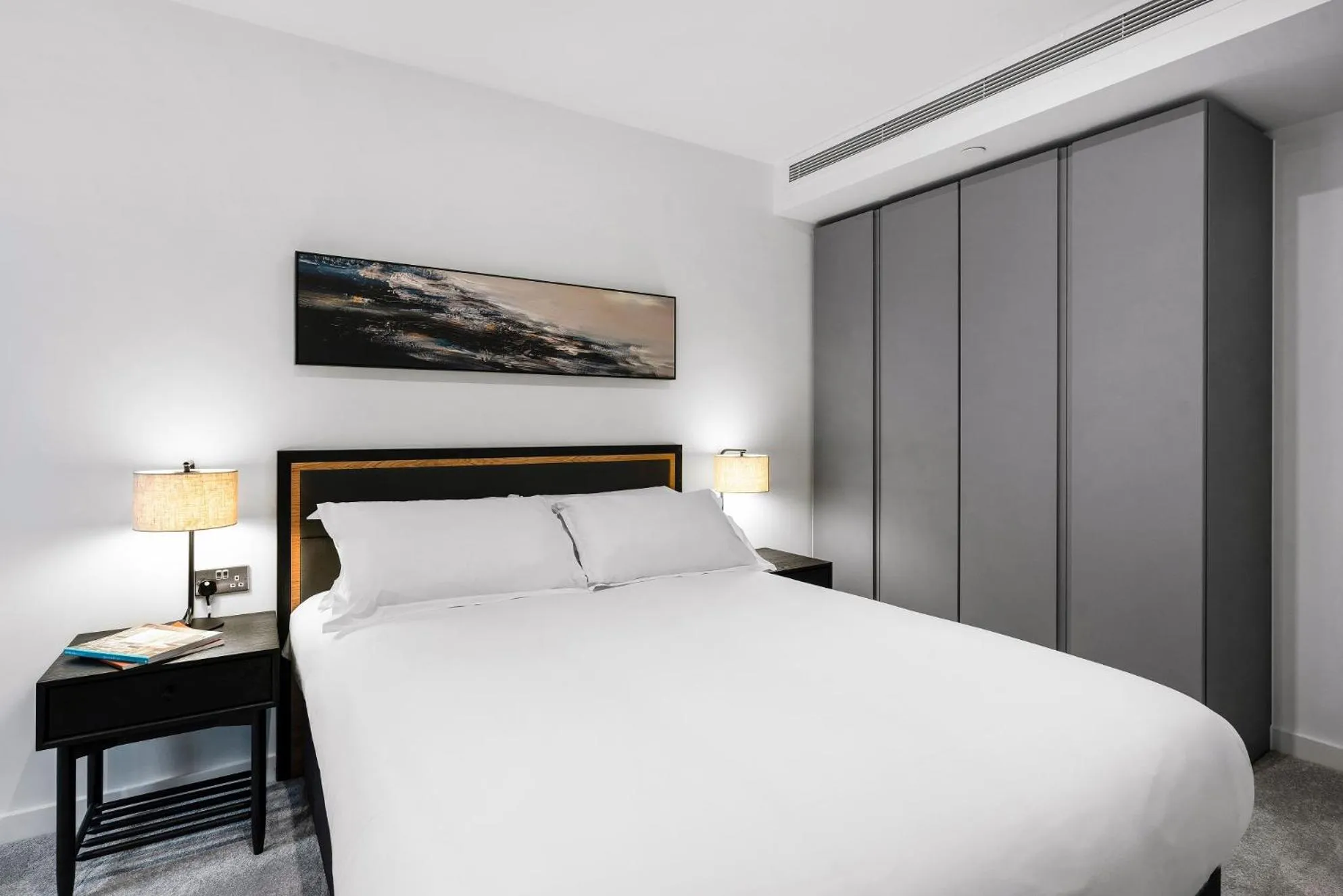 Bedroom, Bed in CitySuites 2 Aparthotel