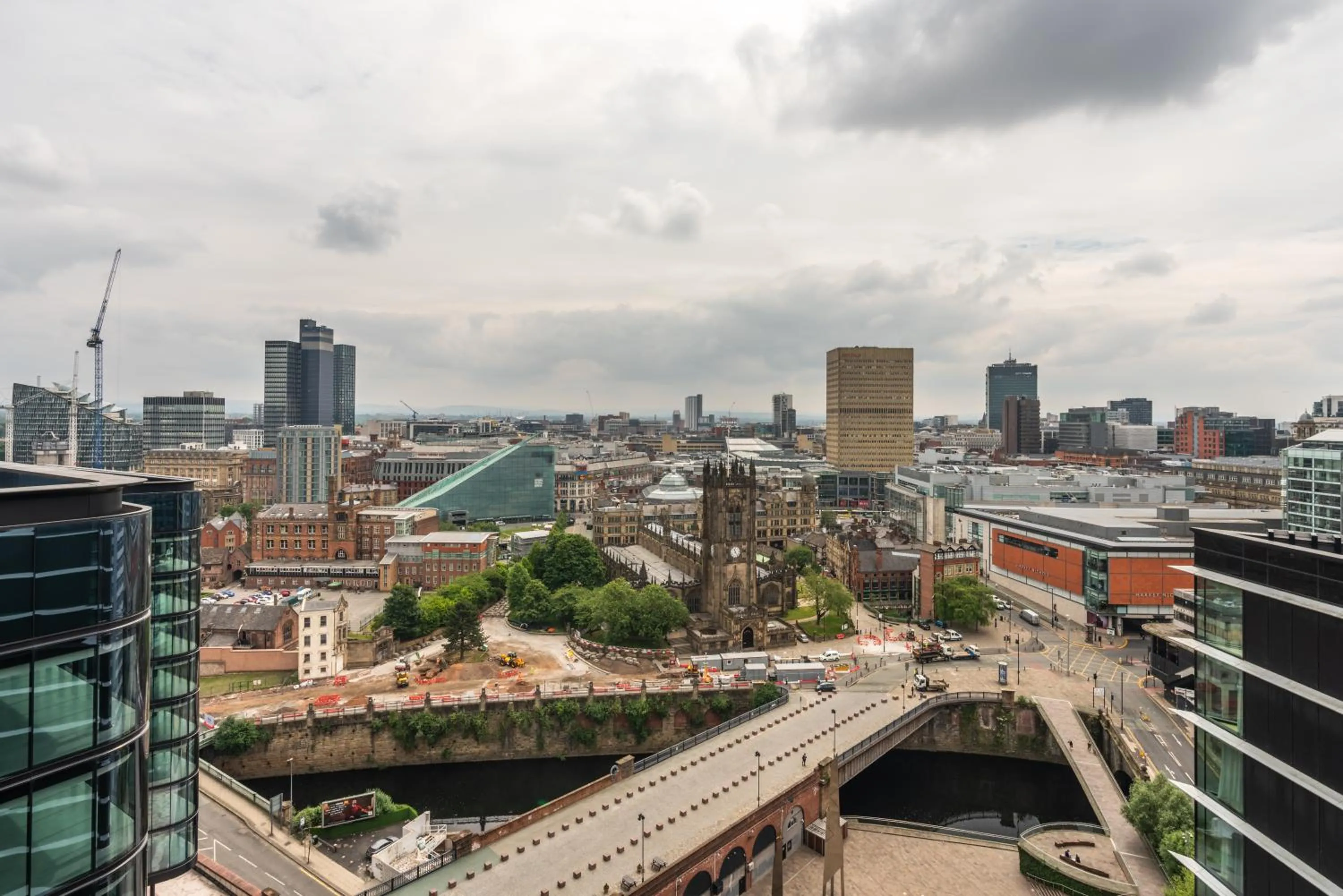 City view in CitySuites 2 Aparthotel