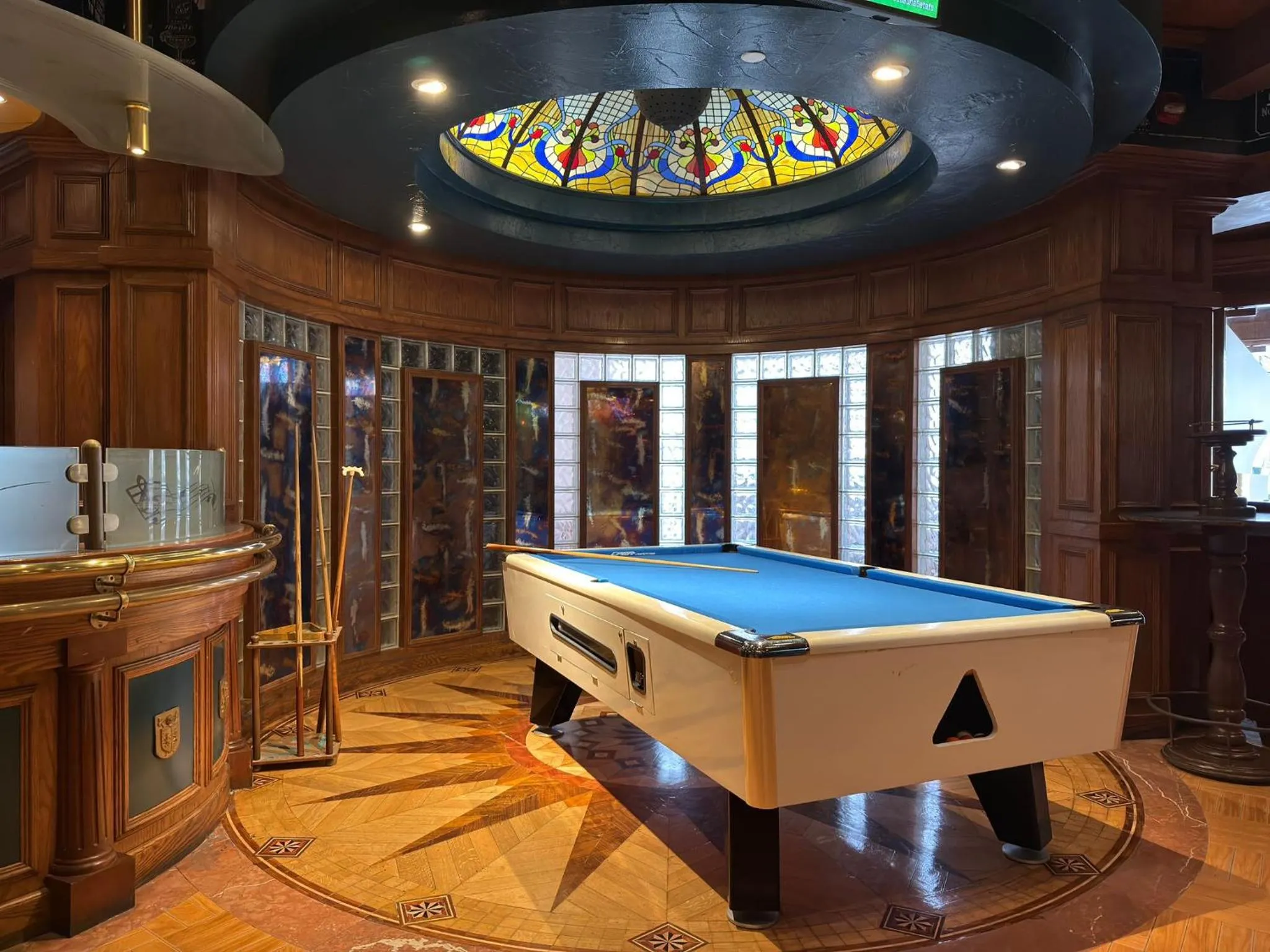 Billiard in Crowne Plaza Bahrain by IHG