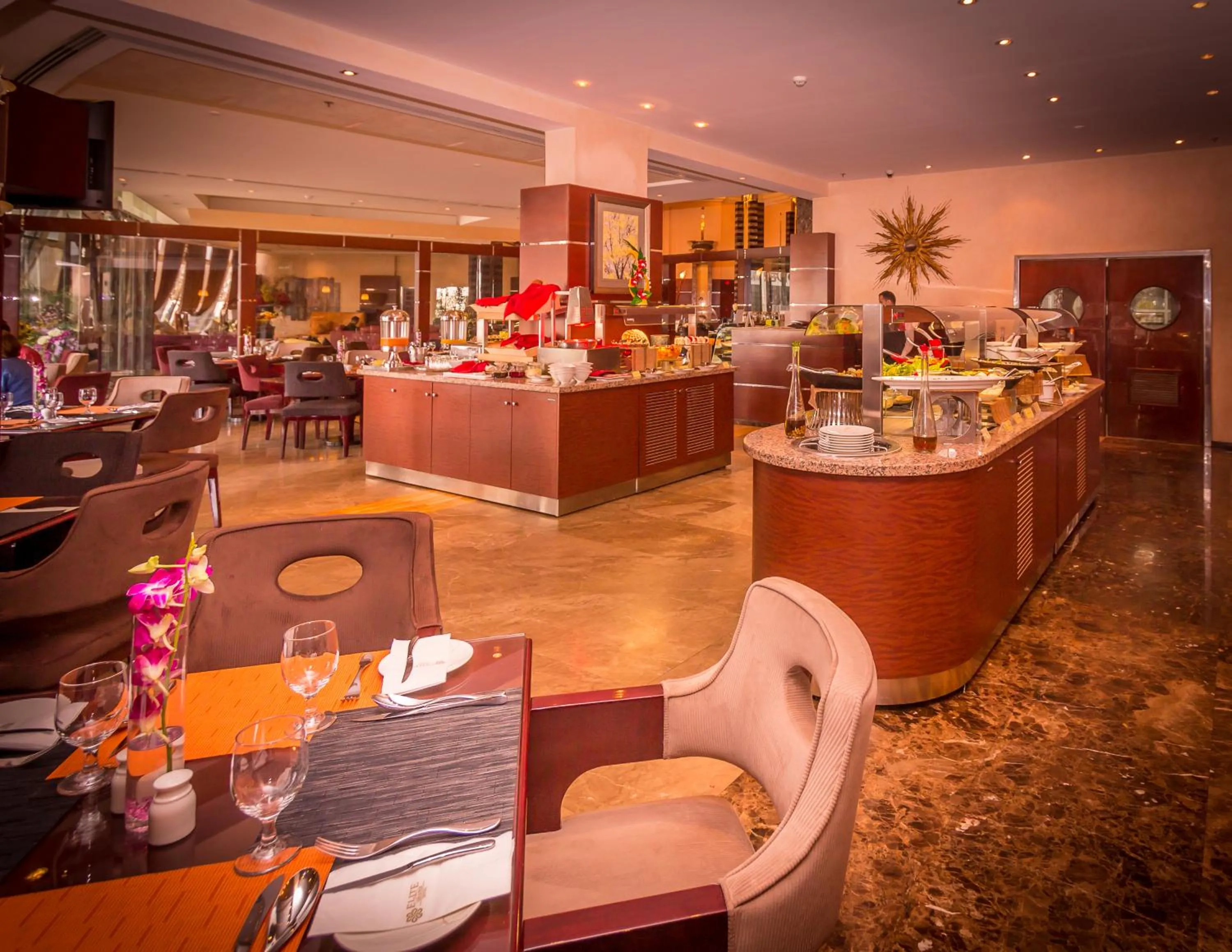 Restaurant/Places to Eat in Elite Grande Hotel