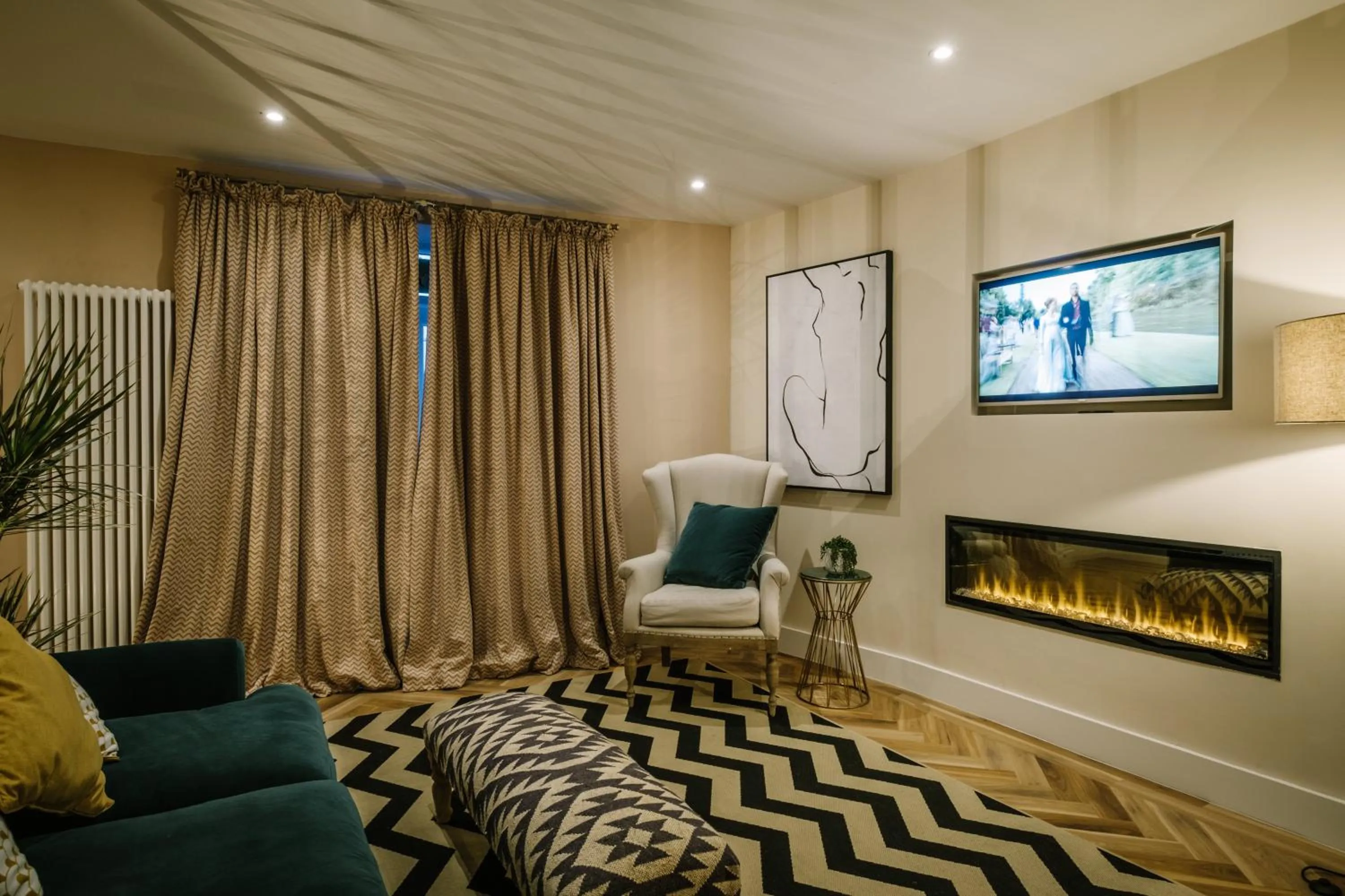 The Den - The White House Windermere