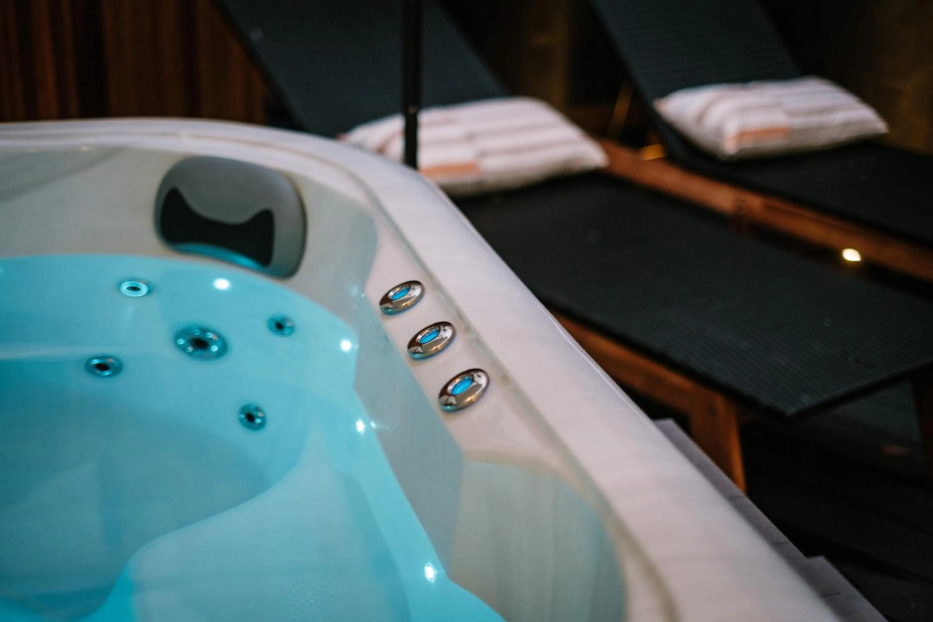 The Den - The White House Windermere