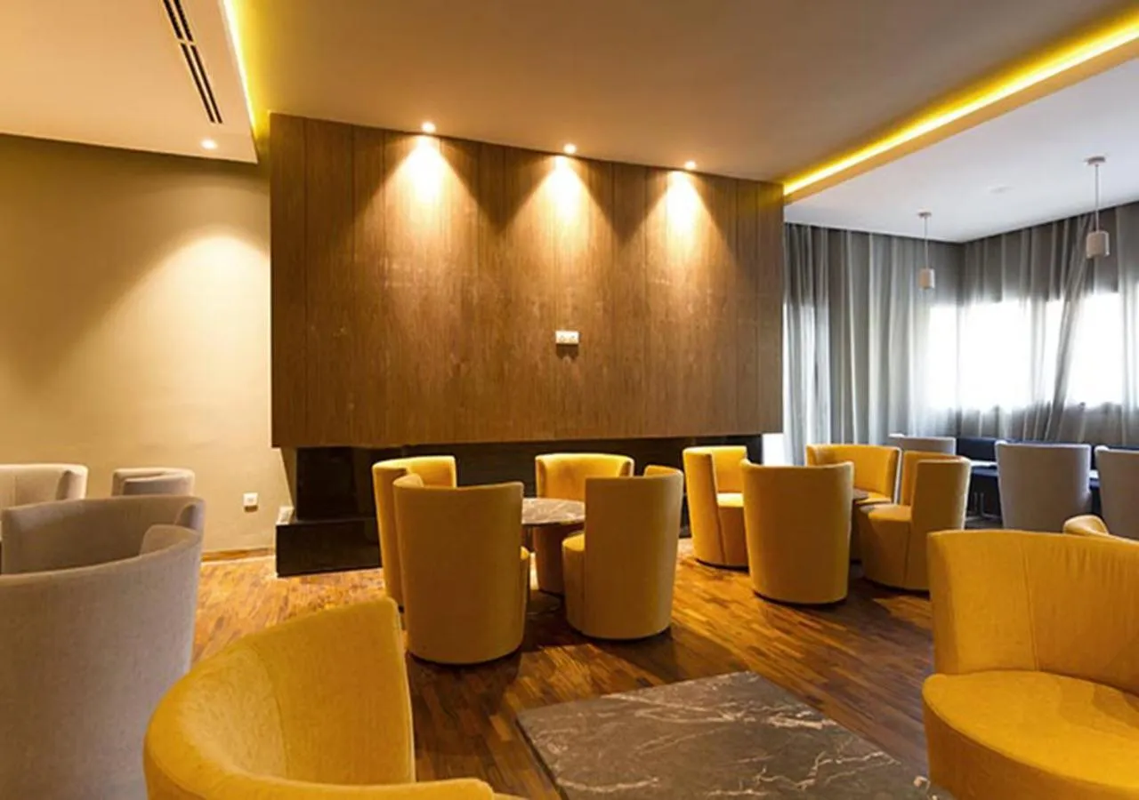 Lounge or bar in ZEPHYR Ifrane