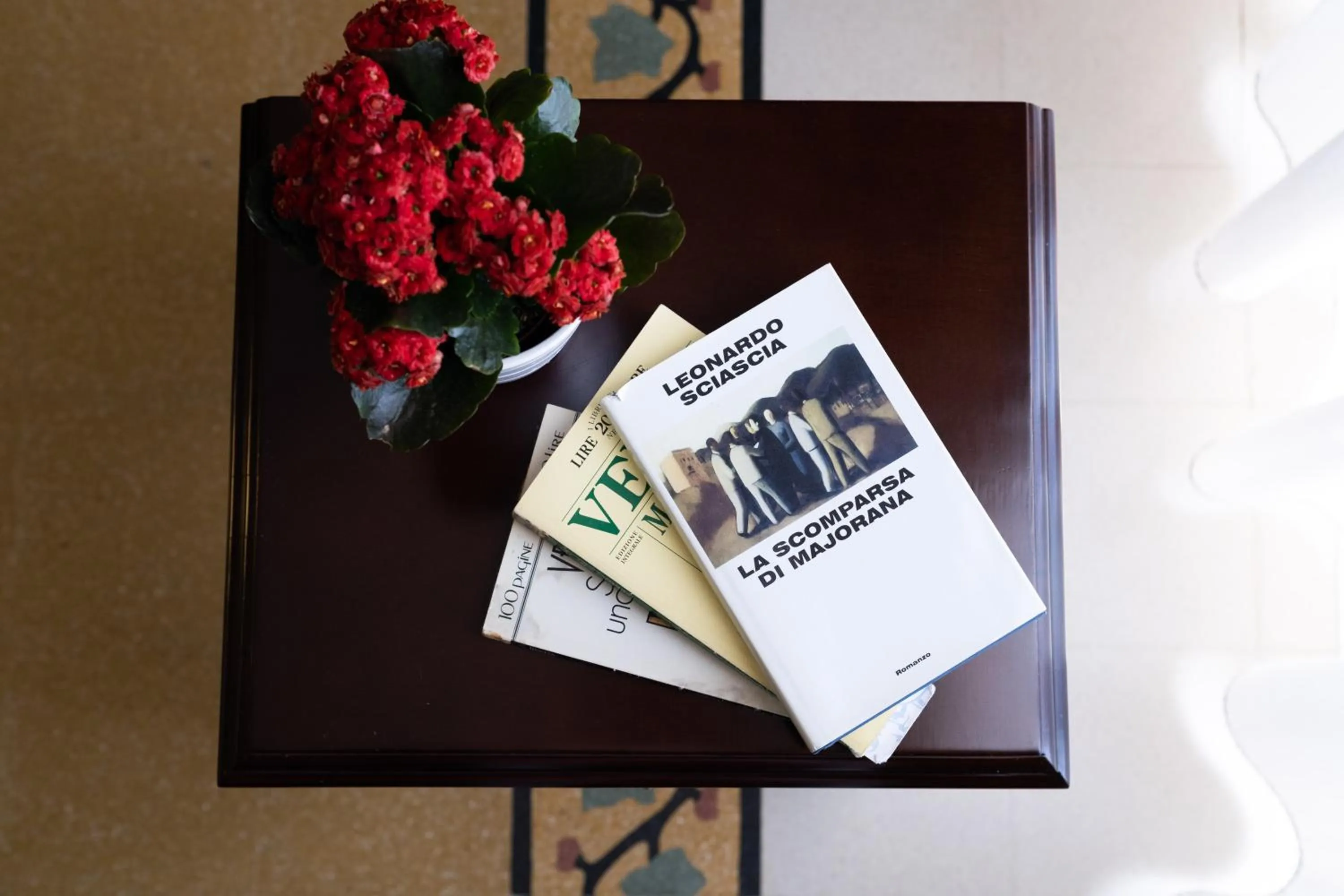 Decorative detail in Hotel Borgo di Ciàula