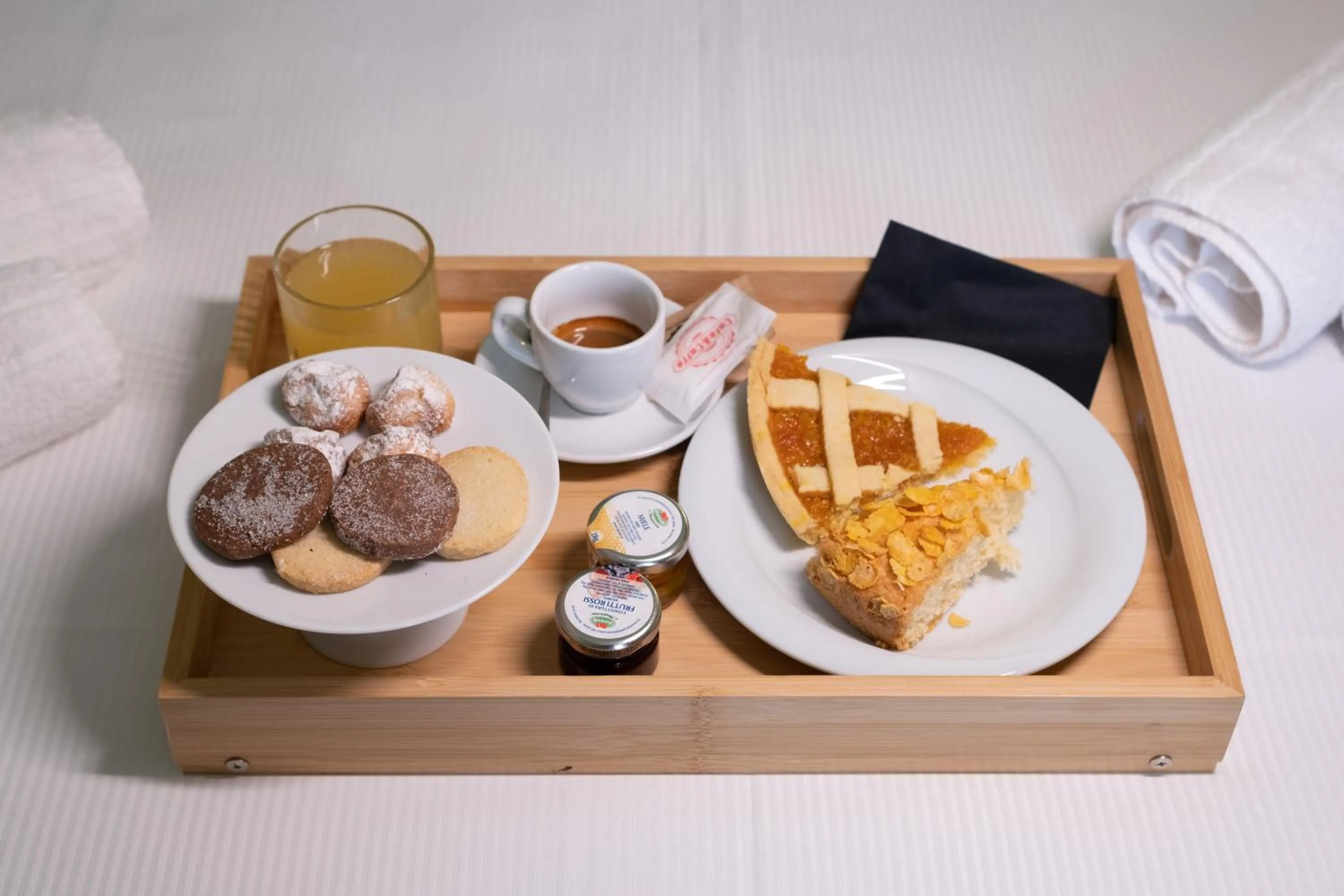 Breakfast in Hotel Borgo di Ciàula