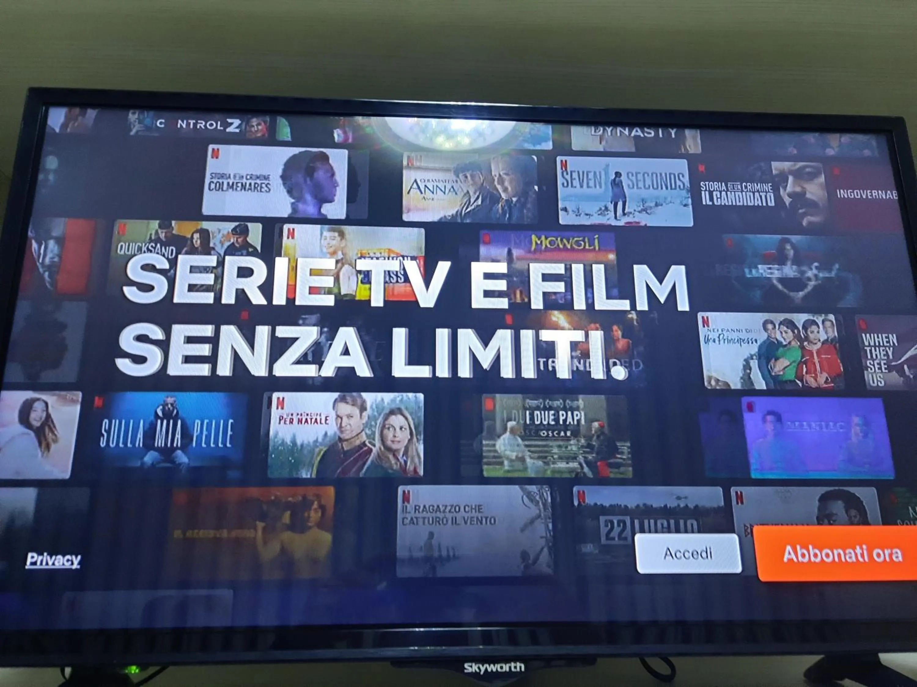 Communal lounge/ TV room in Re Diego