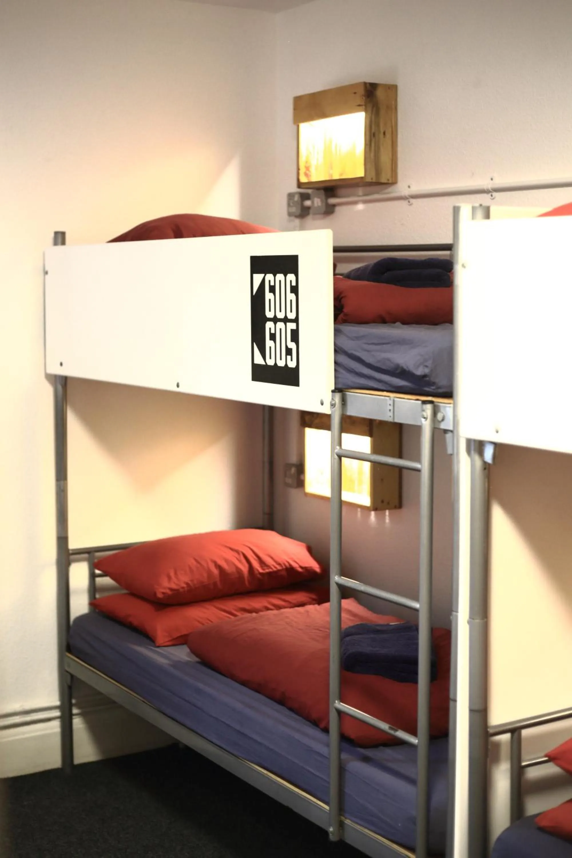 bunk bed, Bed in Central Backpackers