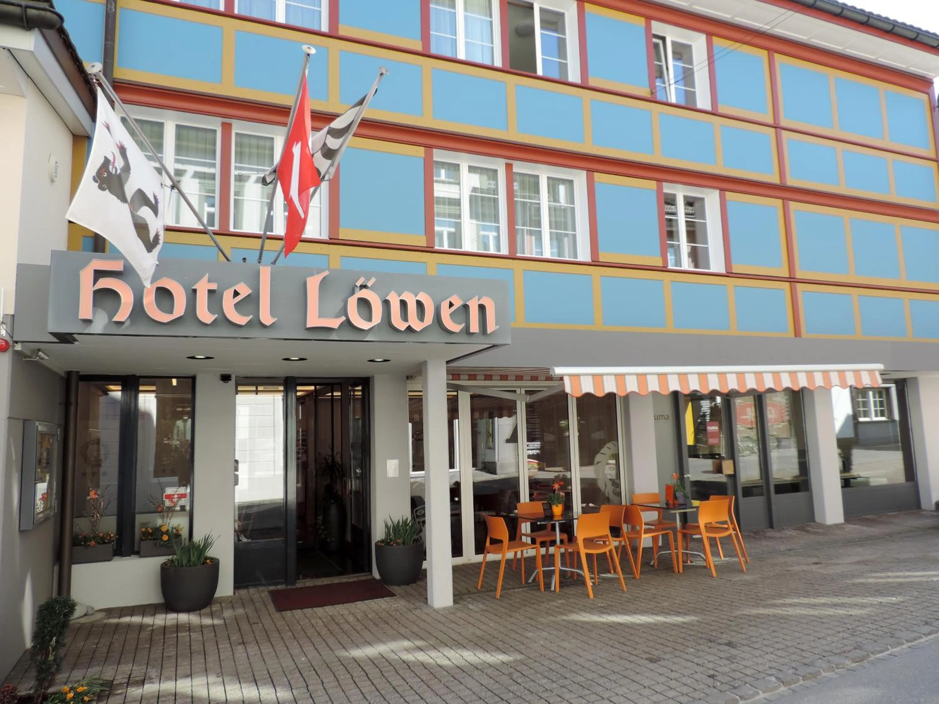 Facade/entrance in Hotel Löwen