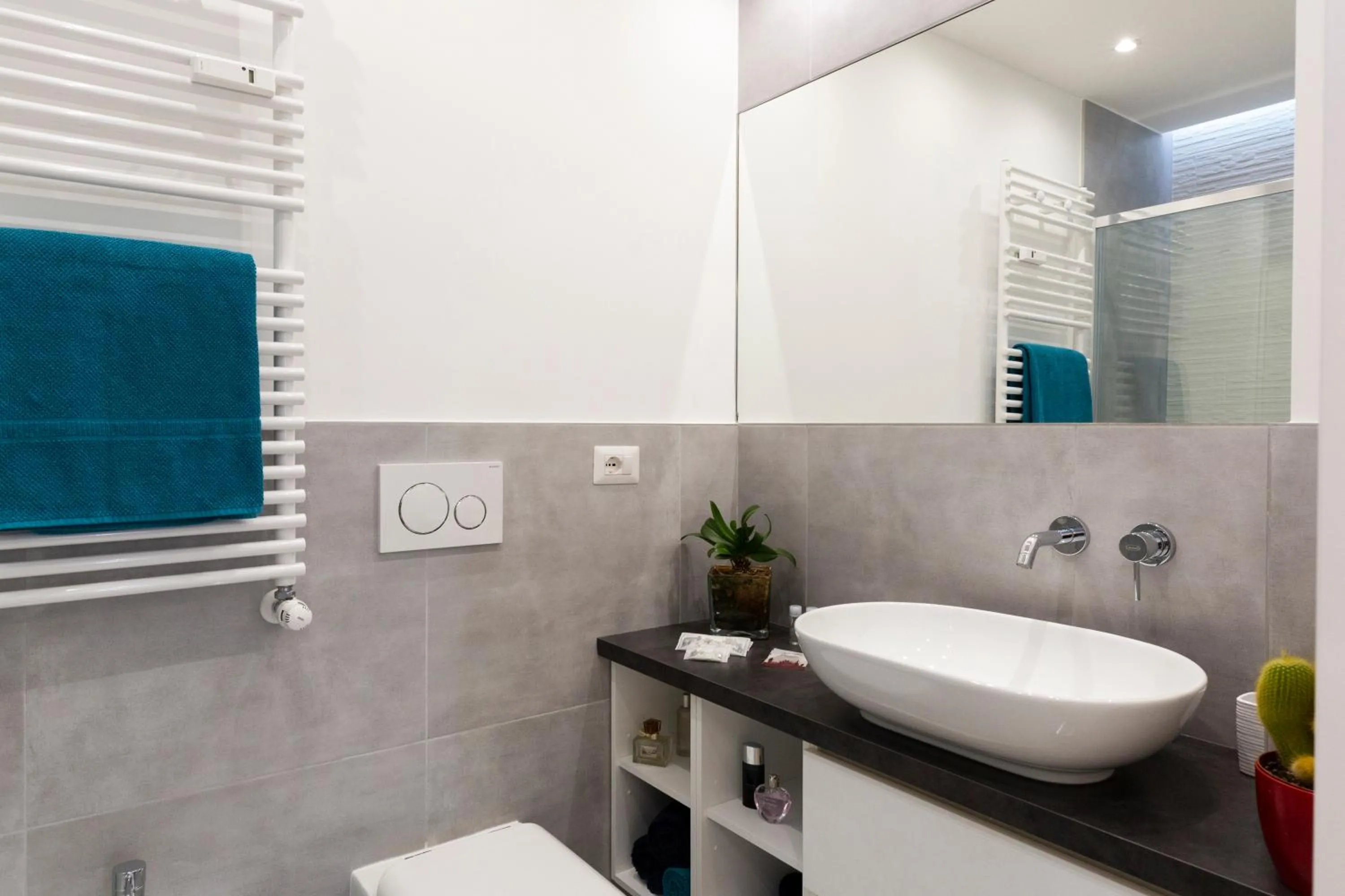 Bathroom in House San Cristoforo M4