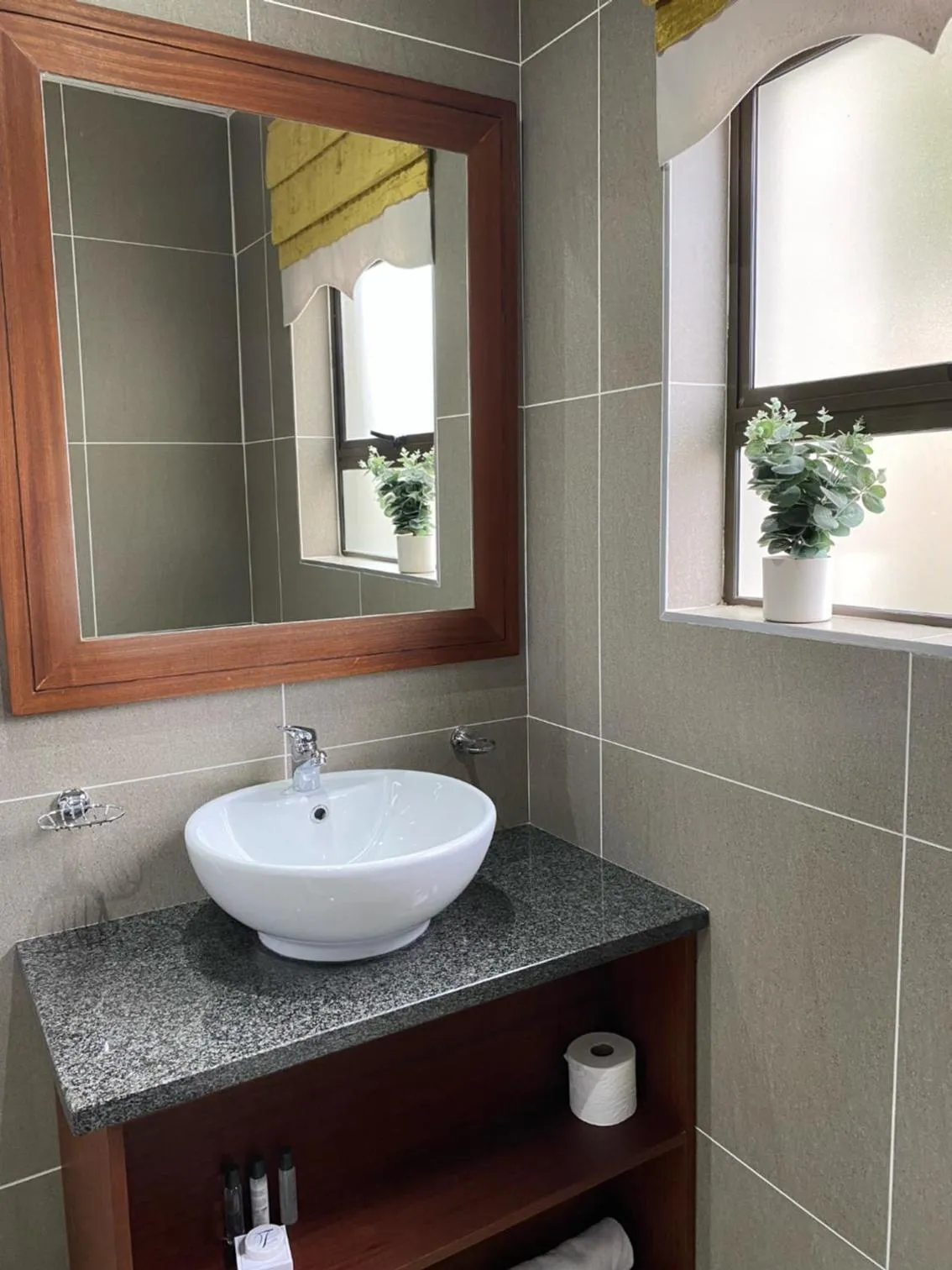 Bathroom in Castello Guest House, Bloemfontein