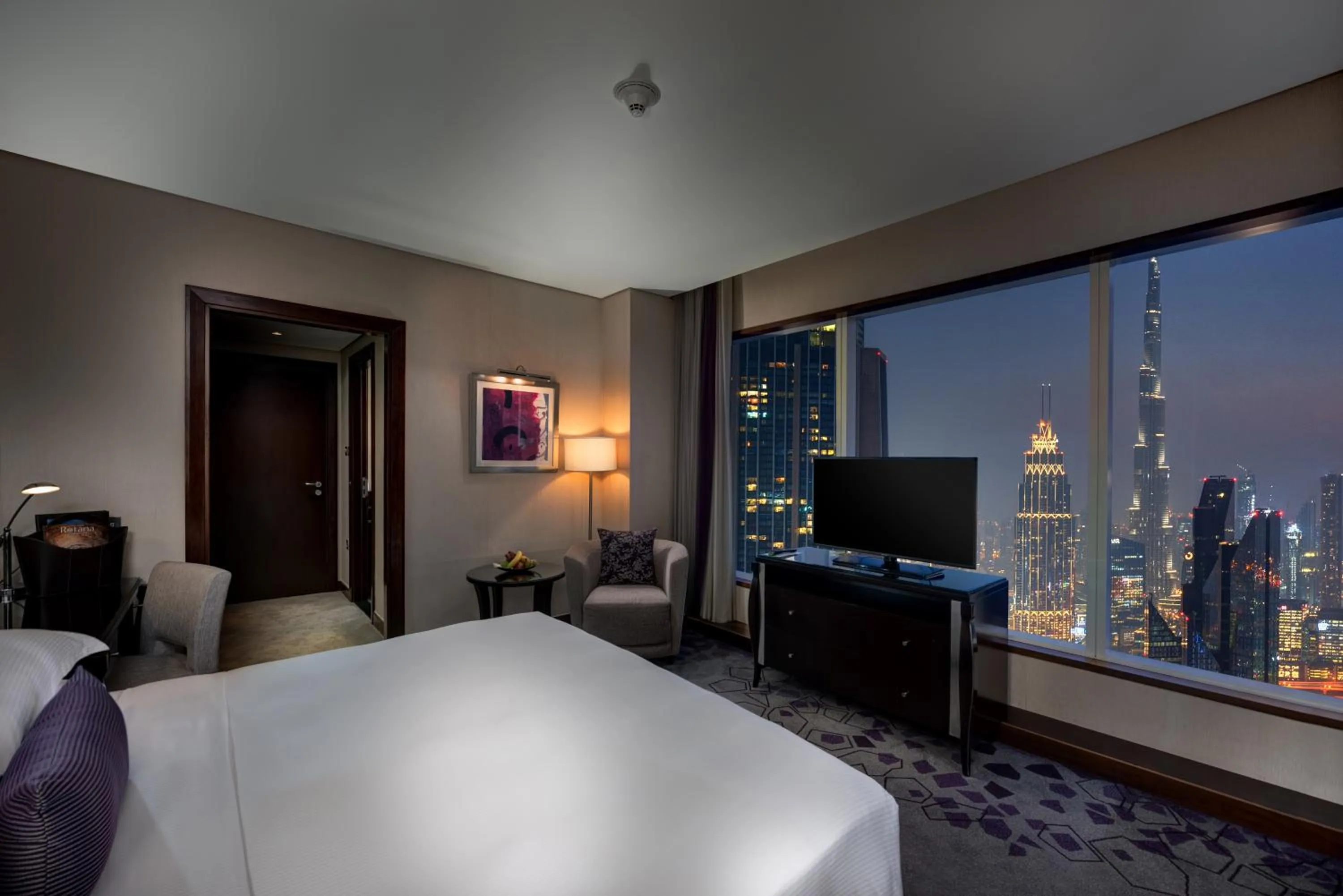 TV and multimedia, Bed in Rose Rayhaan by Rotana - Dubai