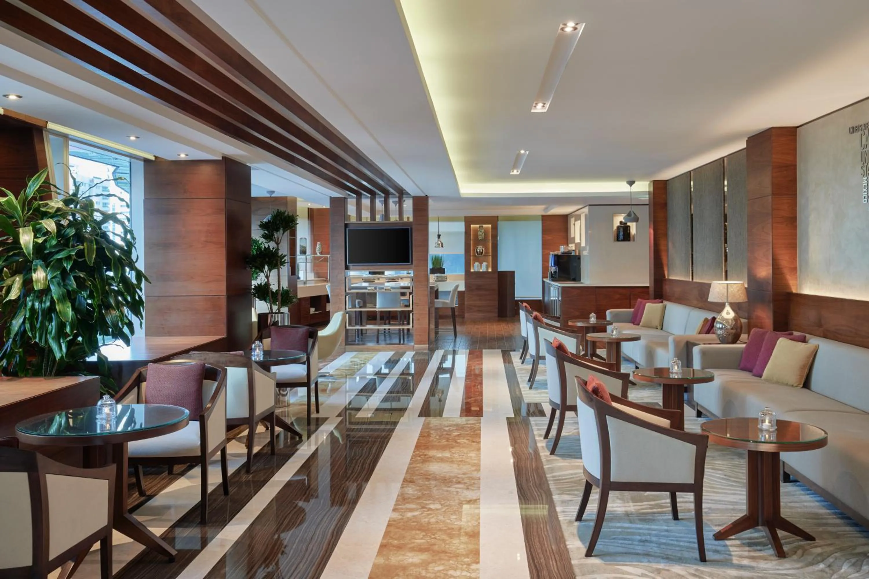 Lounge or bar in Rose Rayhaan by Rotana - Dubai