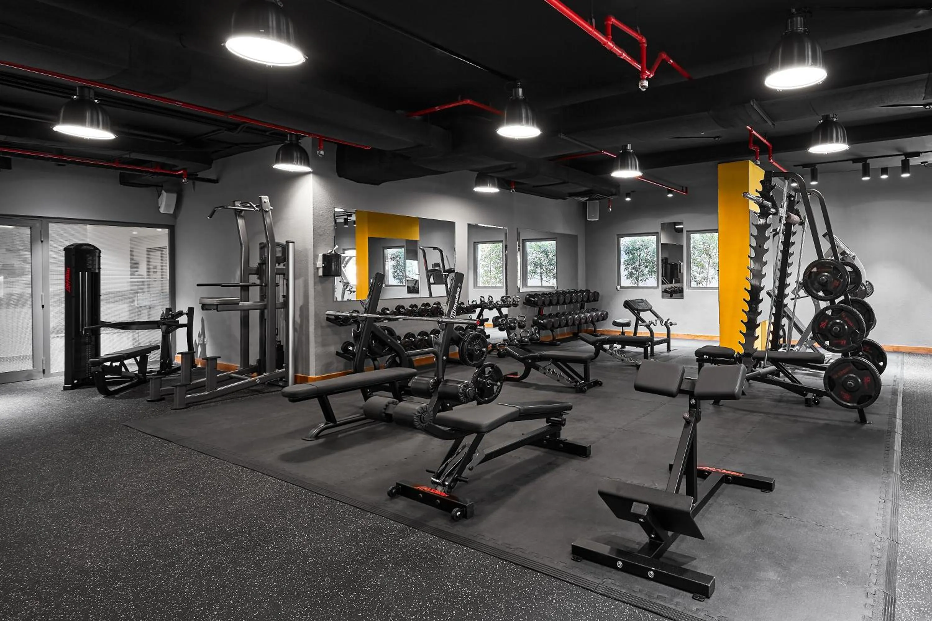 Fitness centre/facilities in Rose Rayhaan by Rotana - Dubai