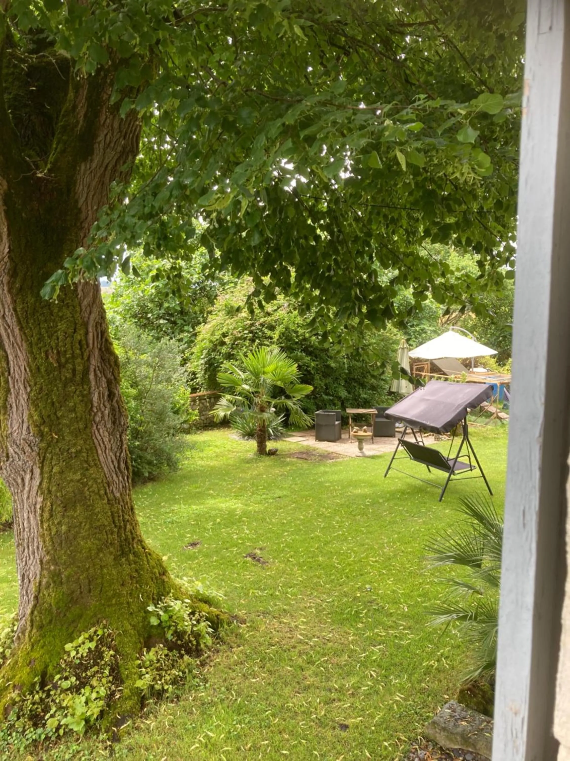 7 Dagnaud De la Tude our family farmhouse style home with en-suite