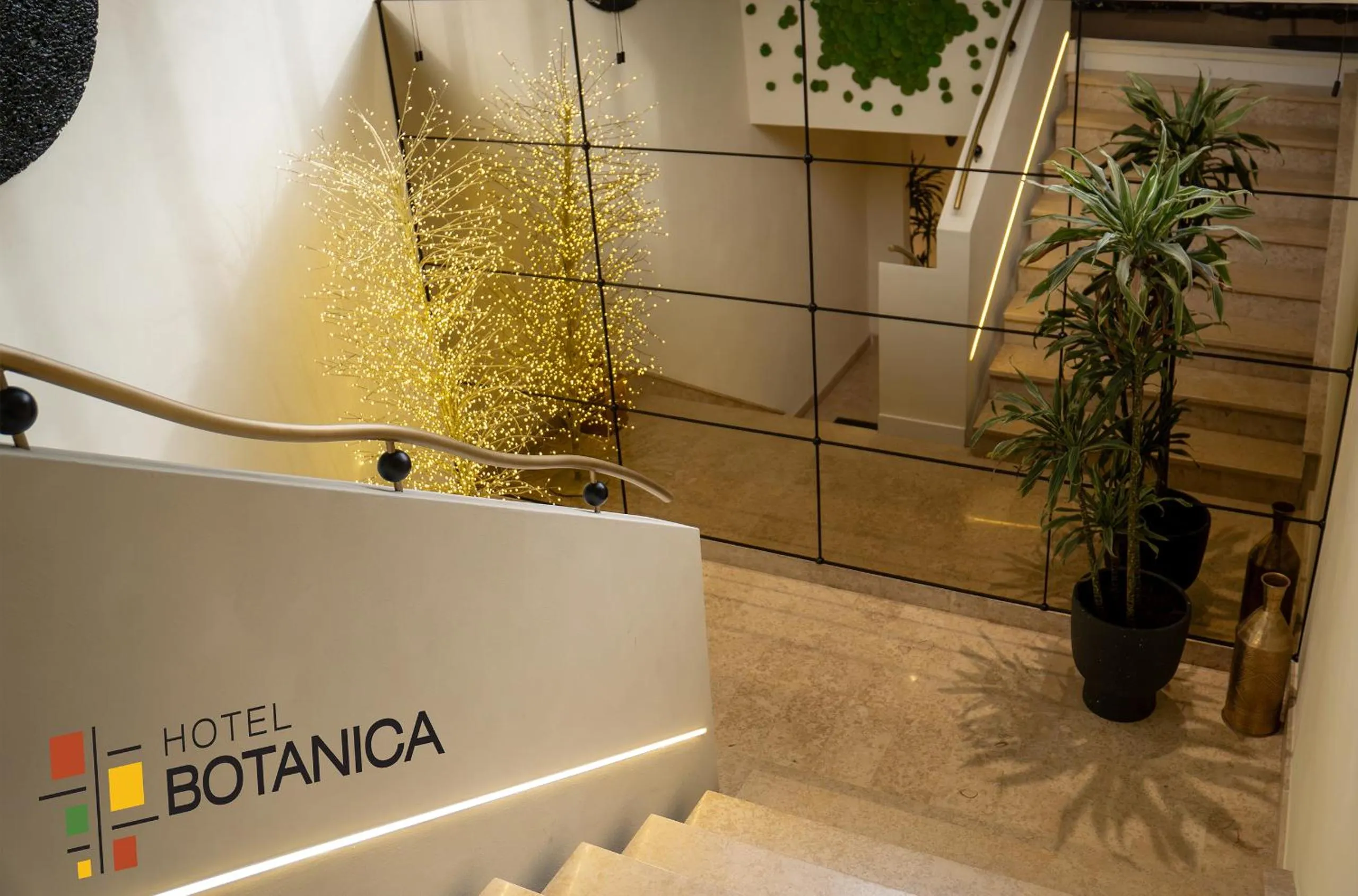 Property building in Hotel Botanica