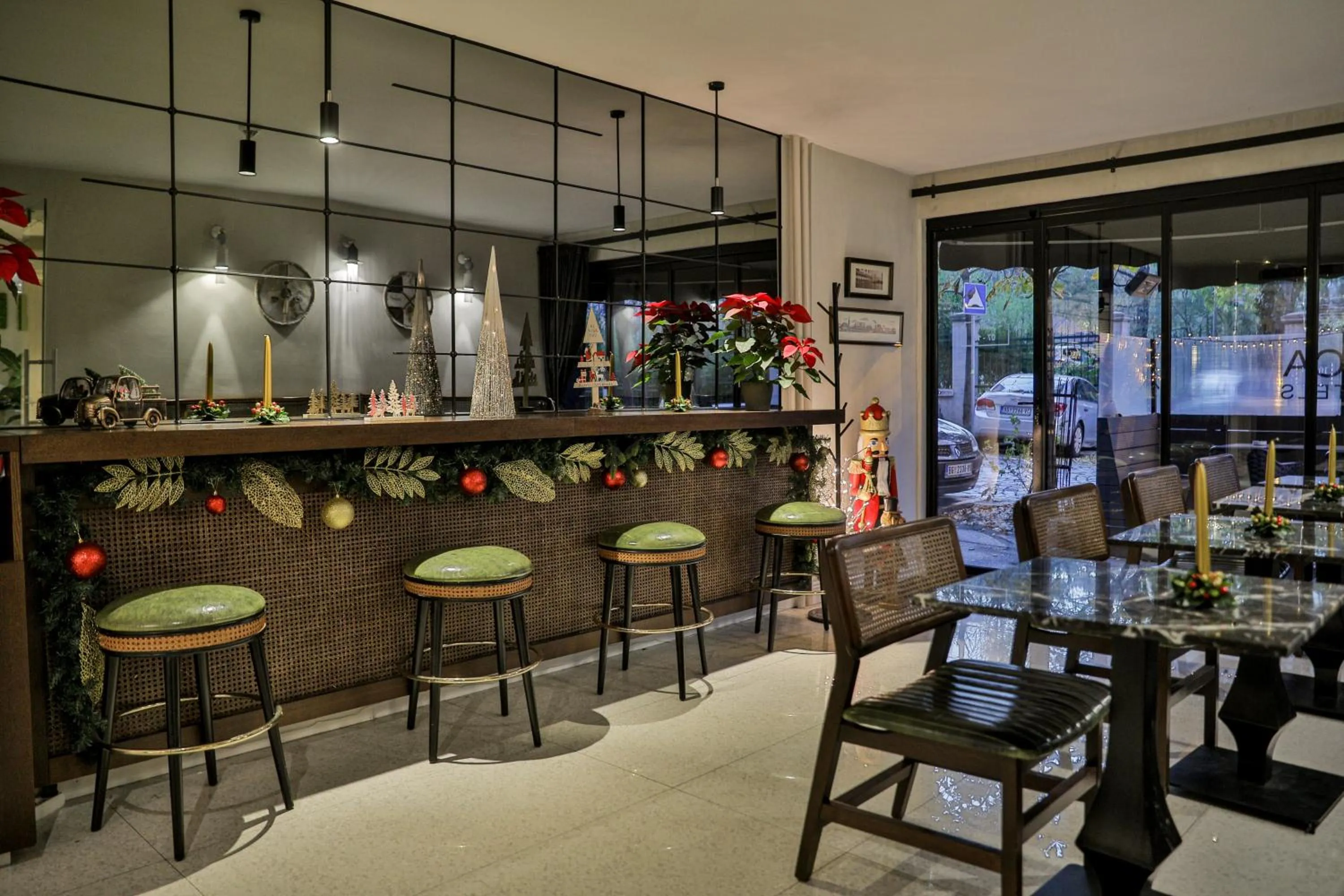 Property building in Hotel Botanica