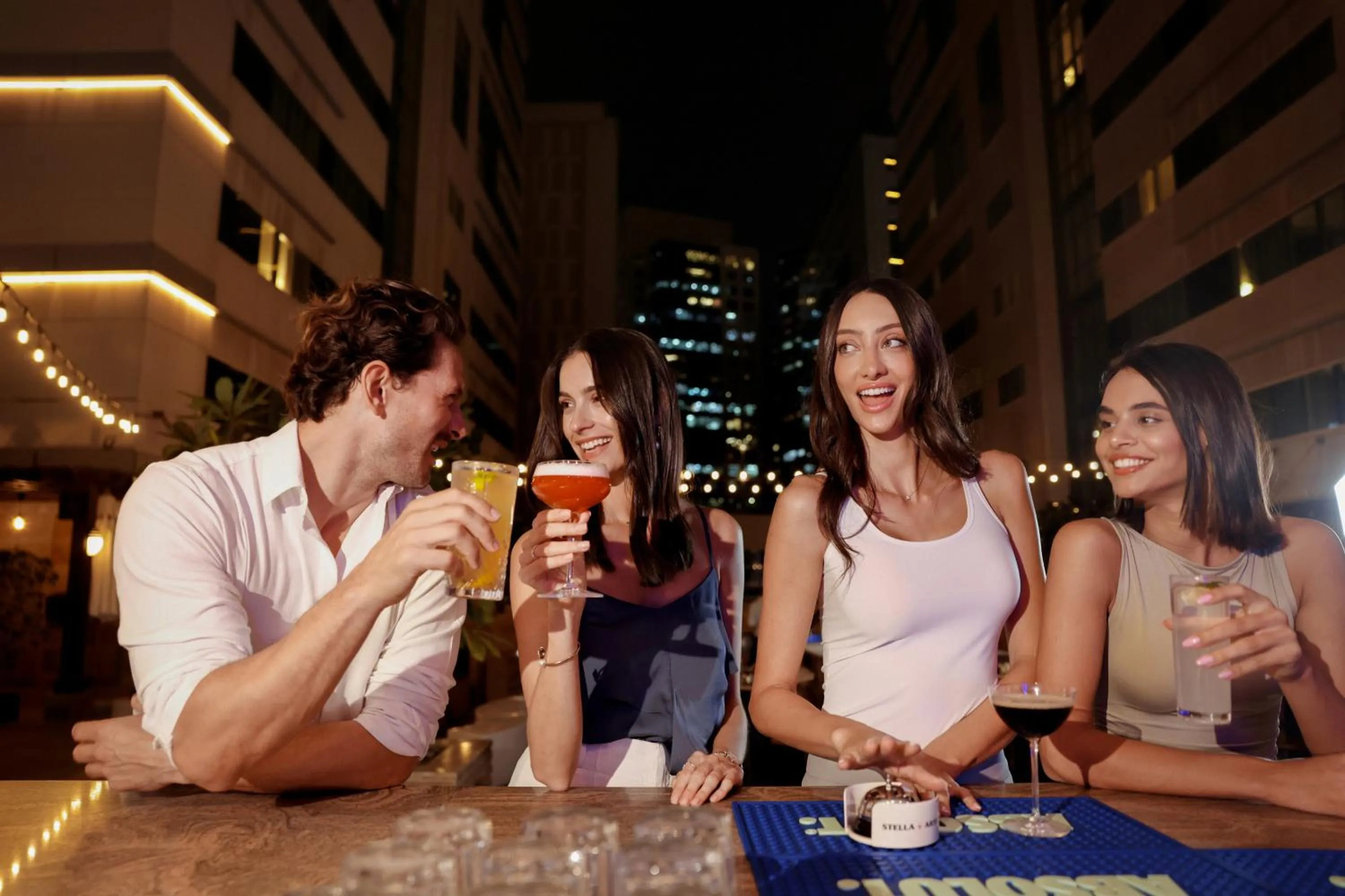 Lounge or bar in Media Rotana Dubai