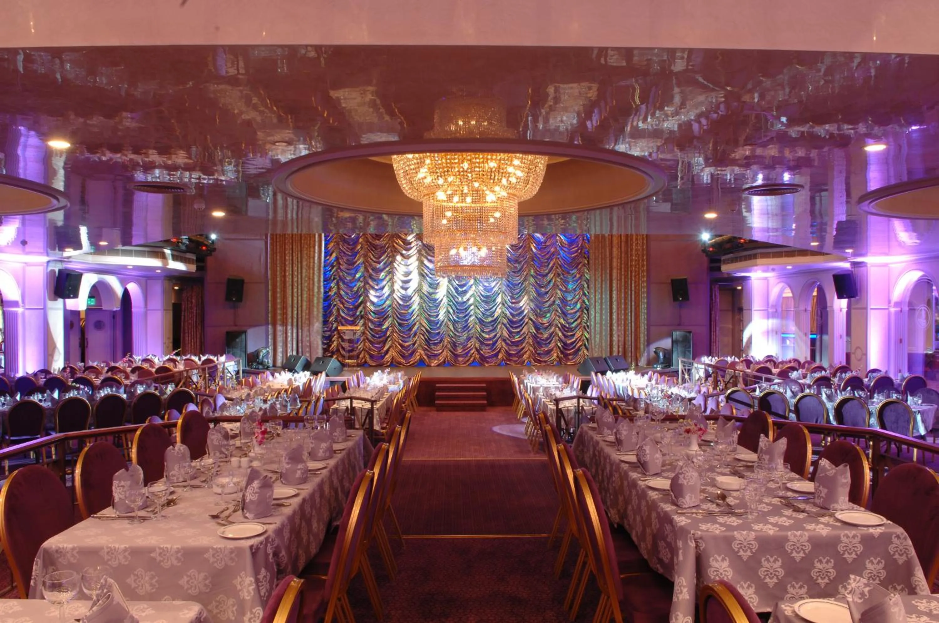 Banquet/Function facilities in Regency Palace Hotel