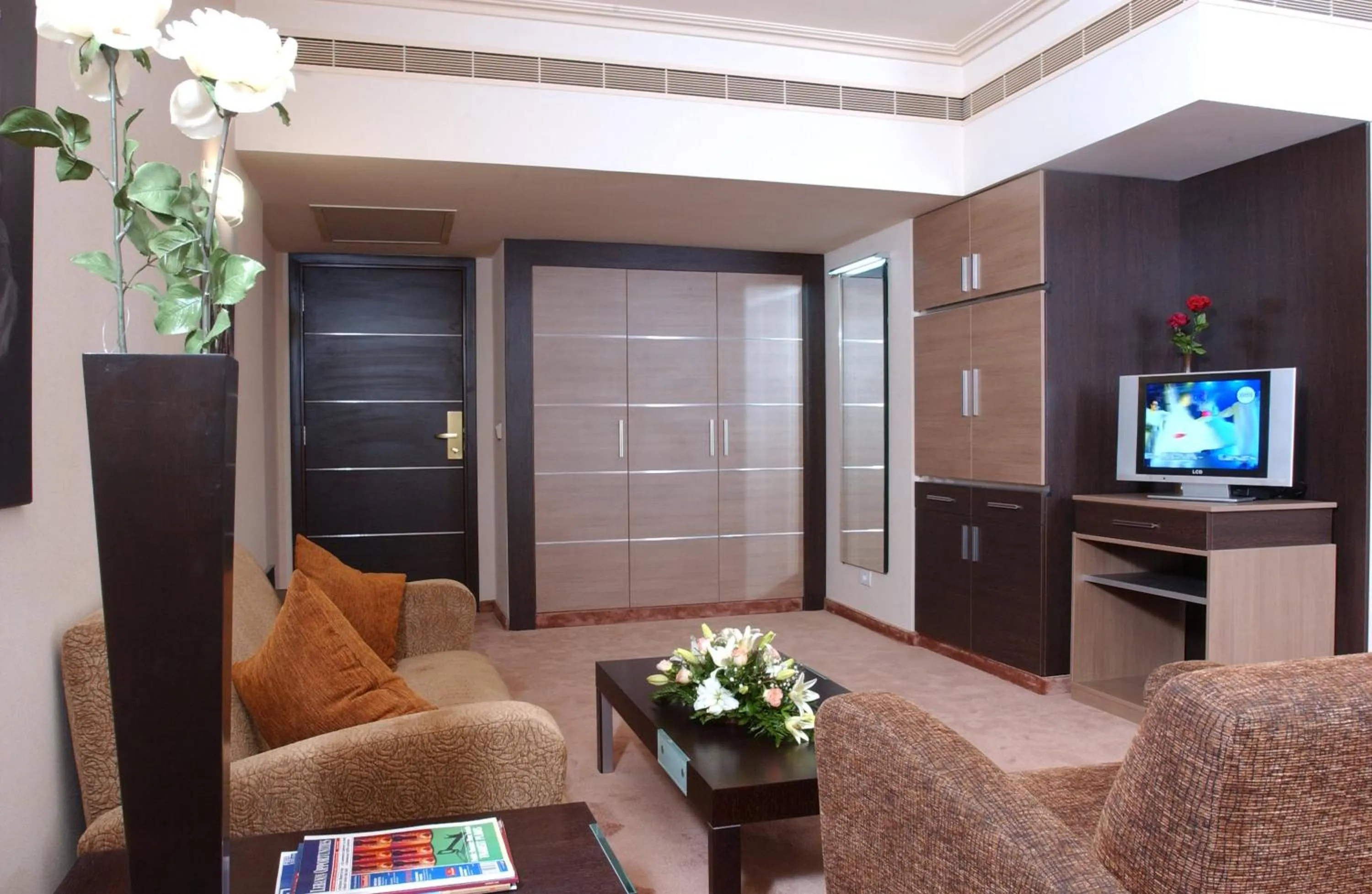 Living room in Regency Palace Hotel