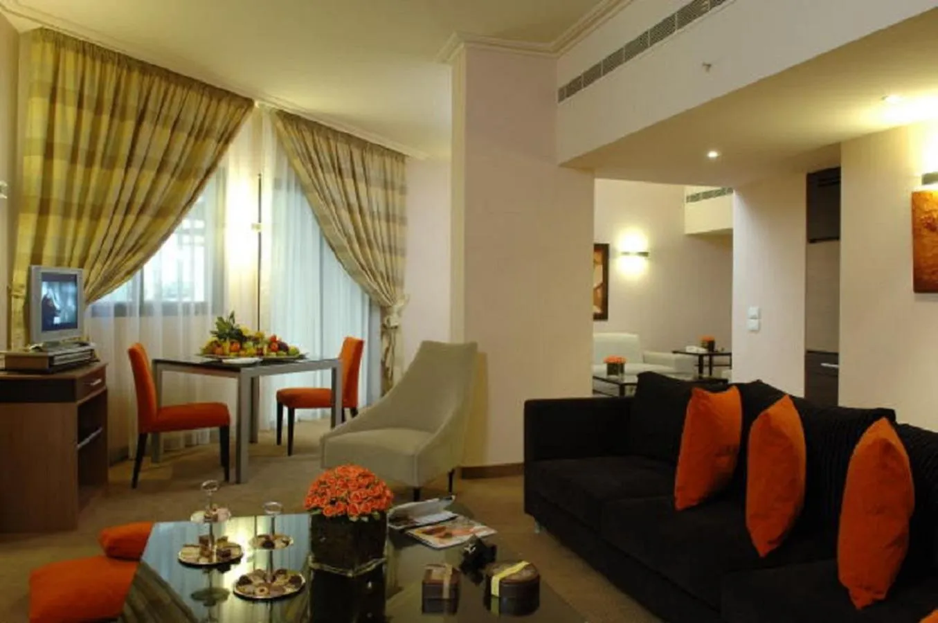 Living room in Regency Palace Hotel