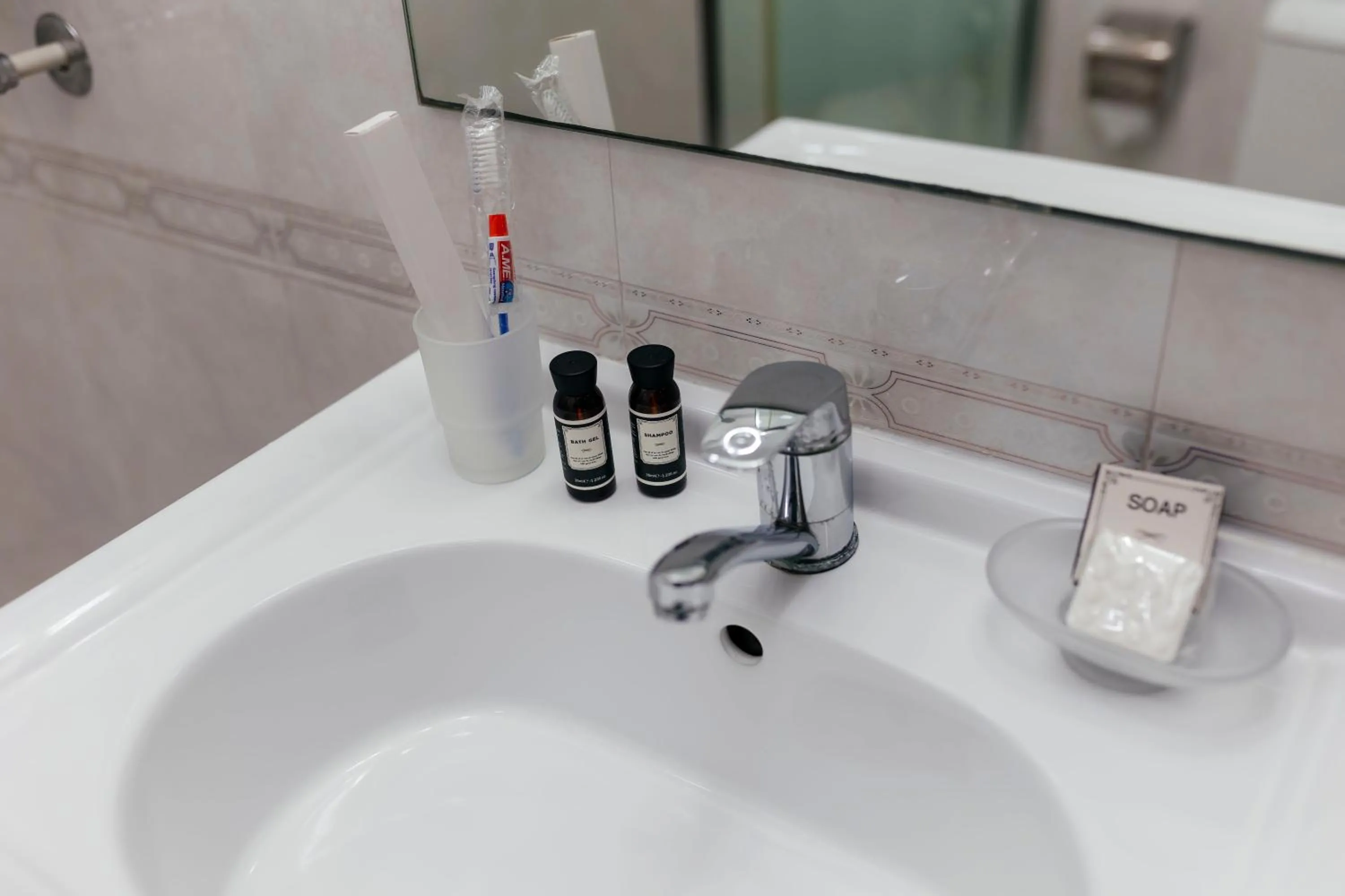 Bathroom in Capitol Hotel