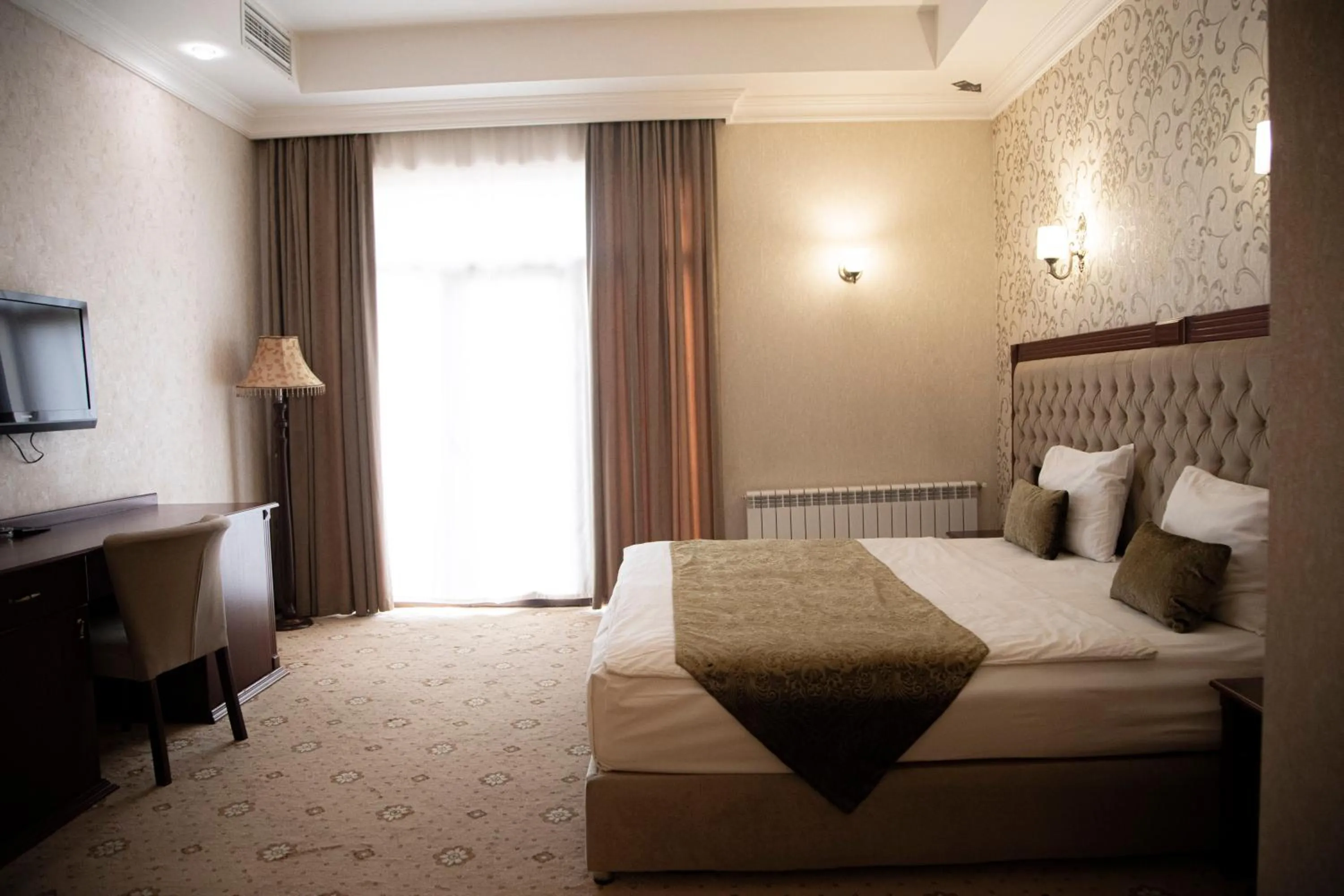 Bed in Capitol Hotel