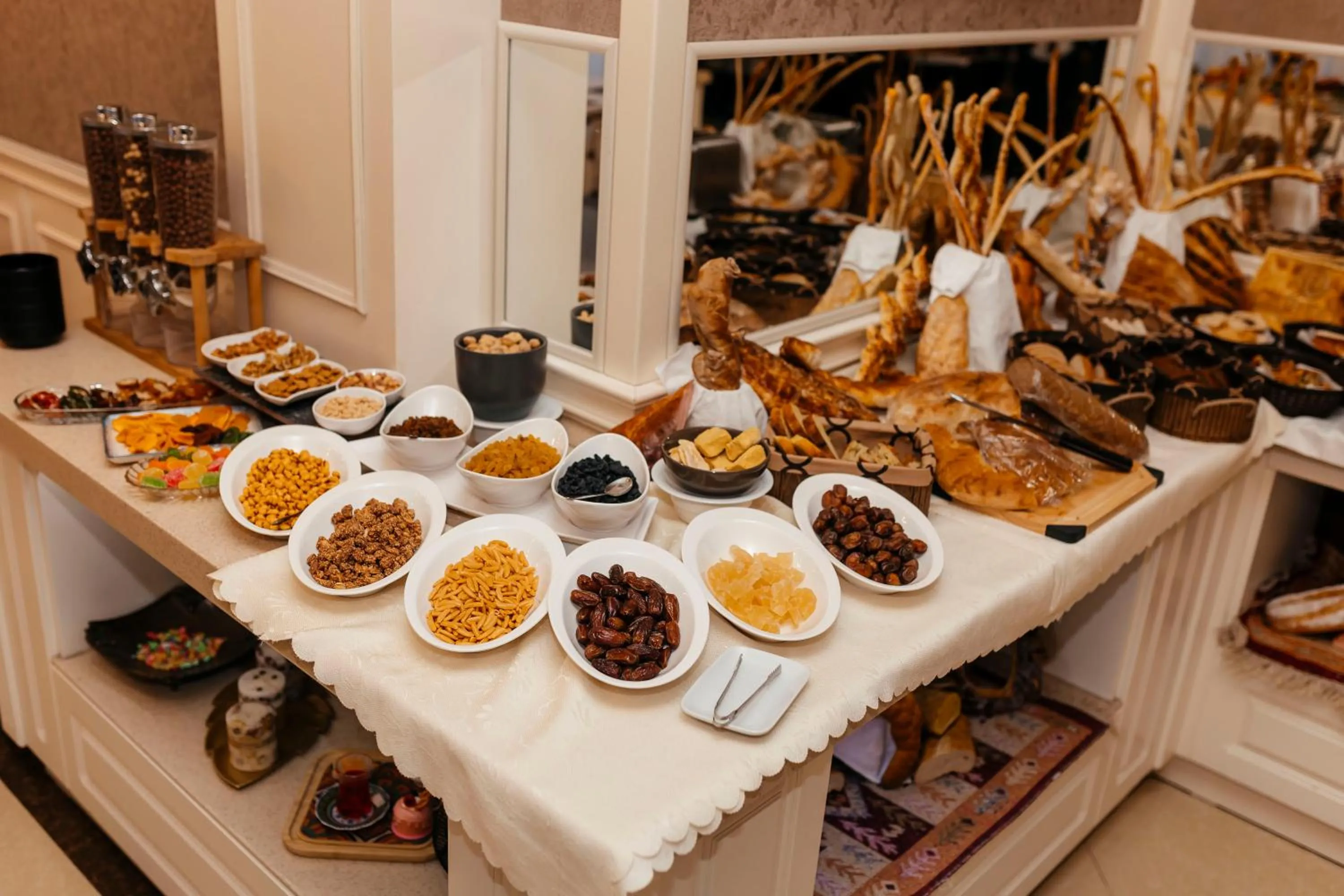 Breakfast in Capitol Hotel