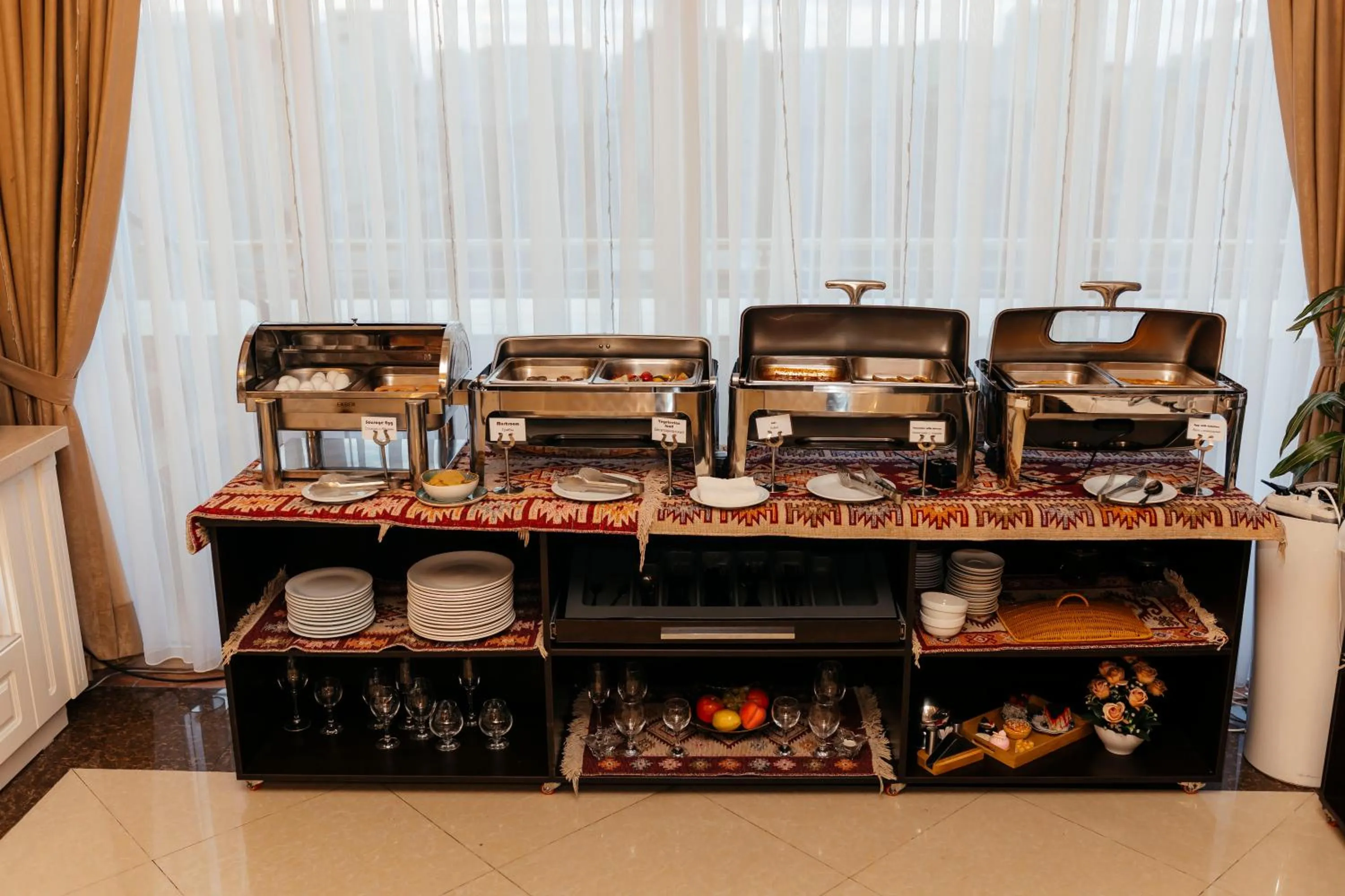 Breakfast in Capitol Hotel