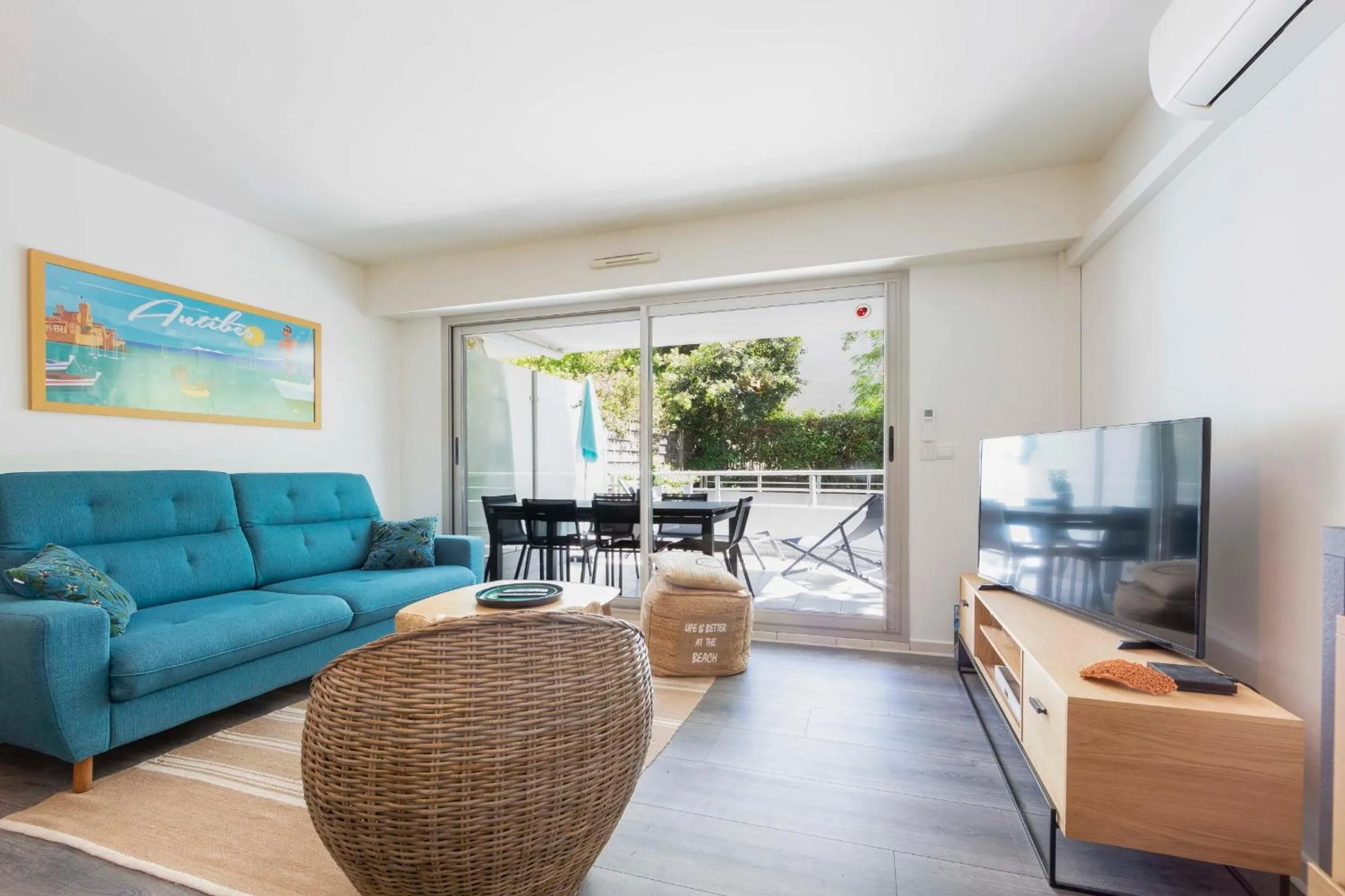 Salvy 2 bedrooms near the beach 300 meters