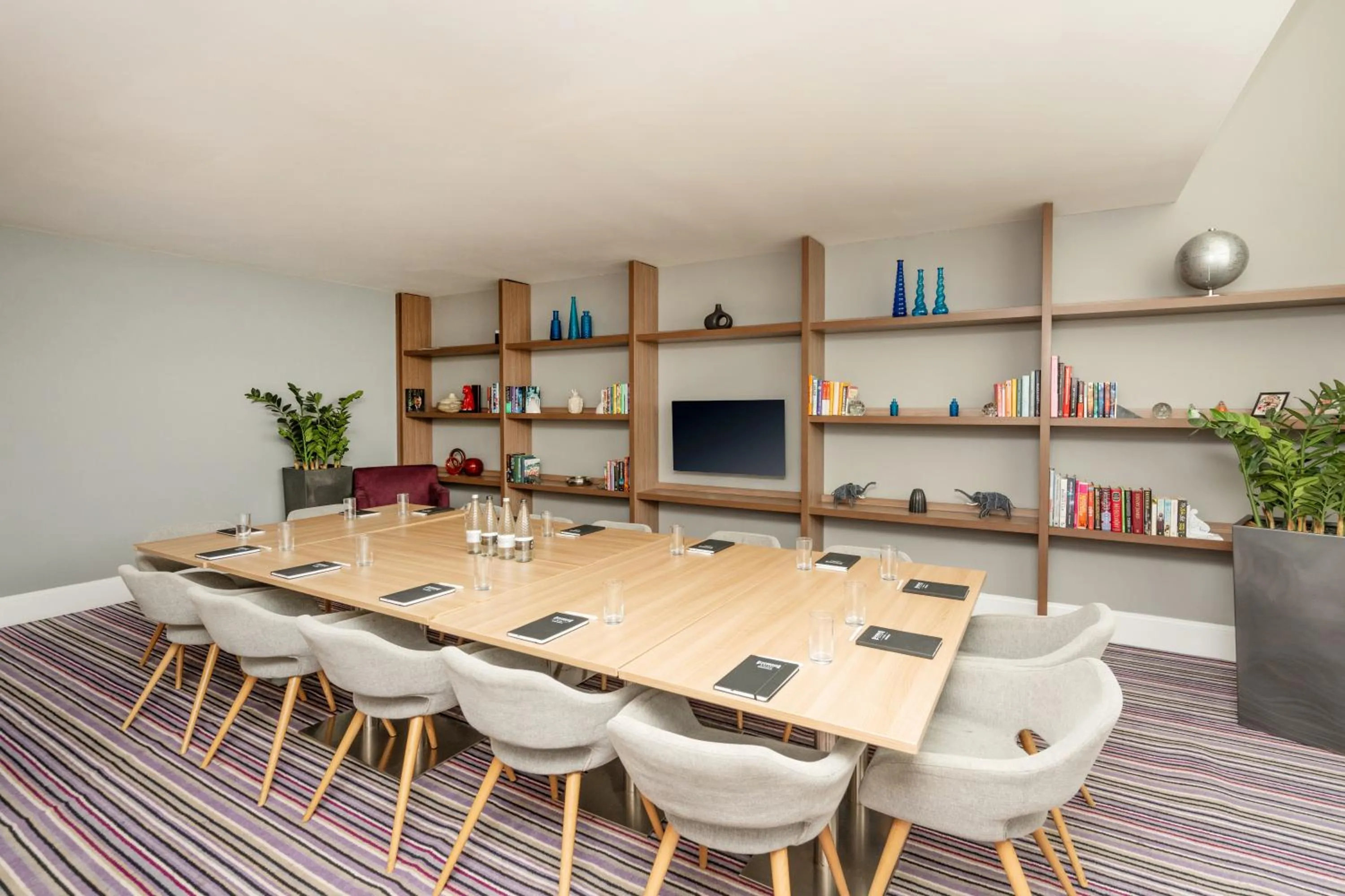 Meeting/conference room in Staybridge Suites Birmingham by IHG