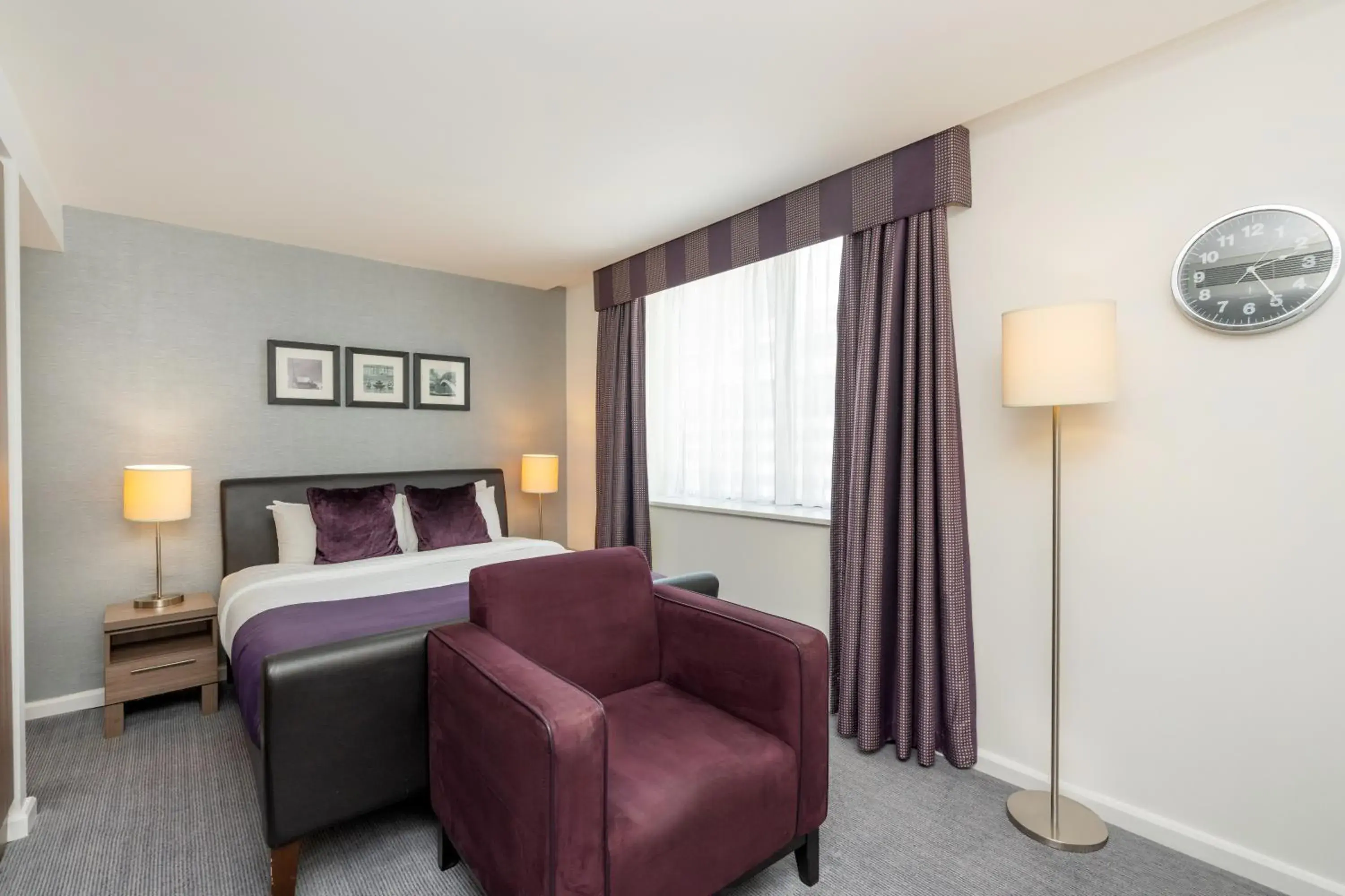 Studio King Suite with City View in Staybridge Suites Birmingham by IHG Studio King Suite with City View in Staybridge Suites Birmingham by IHG