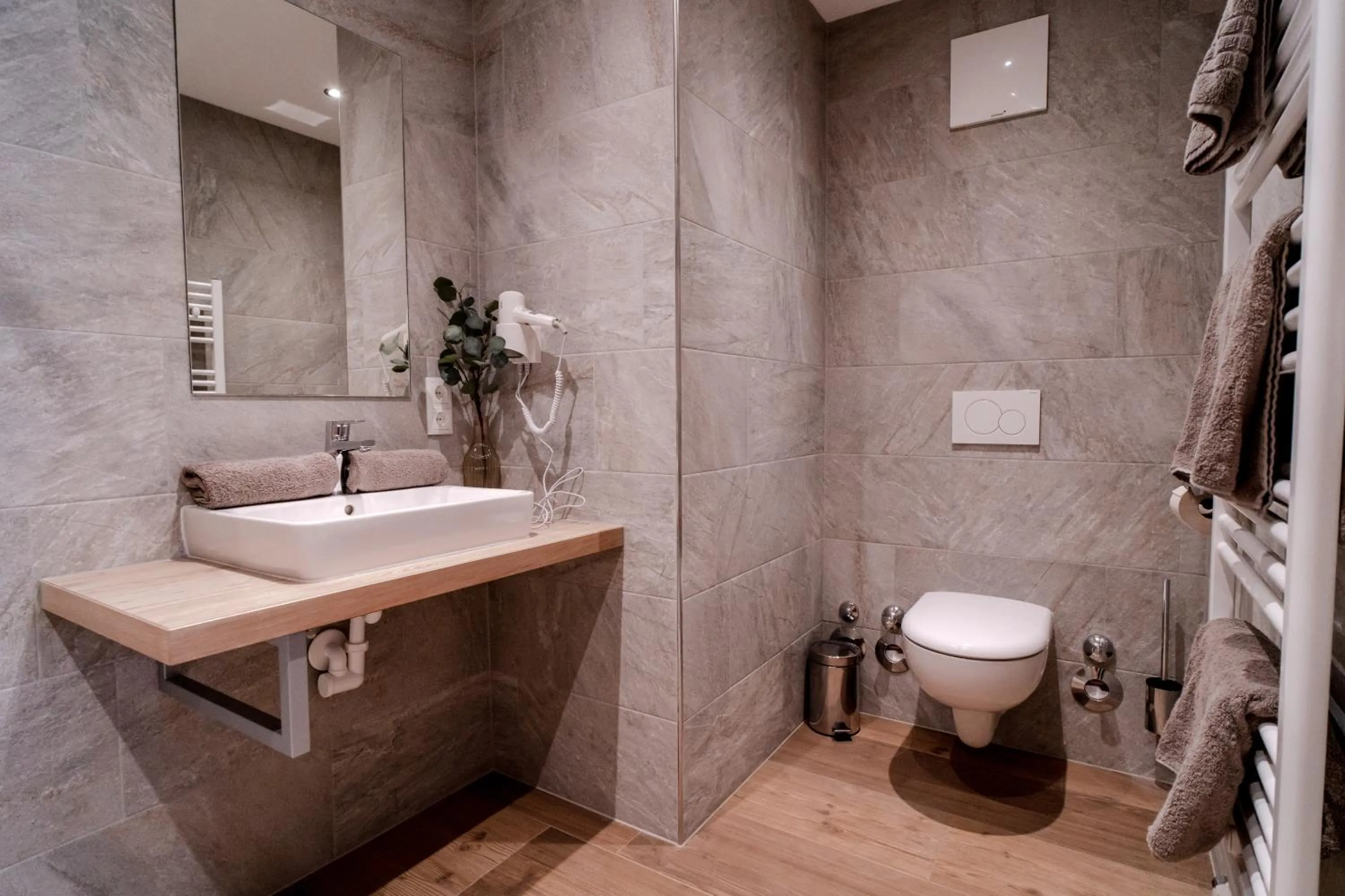 Shower in Alpen Gasthof Apartments Hohe Burg