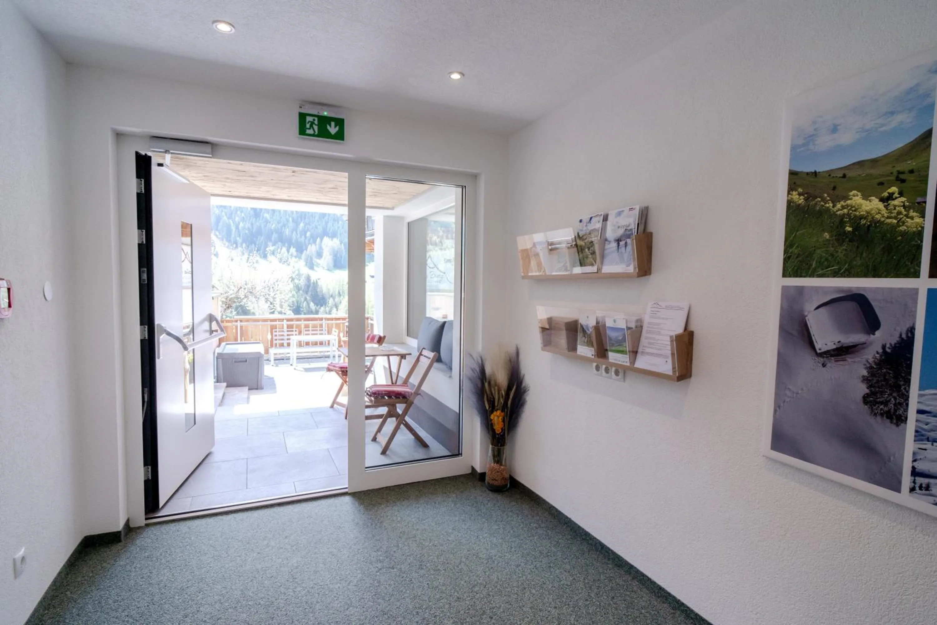 Property building in Alpen Gasthof Apartments Hohe Burg