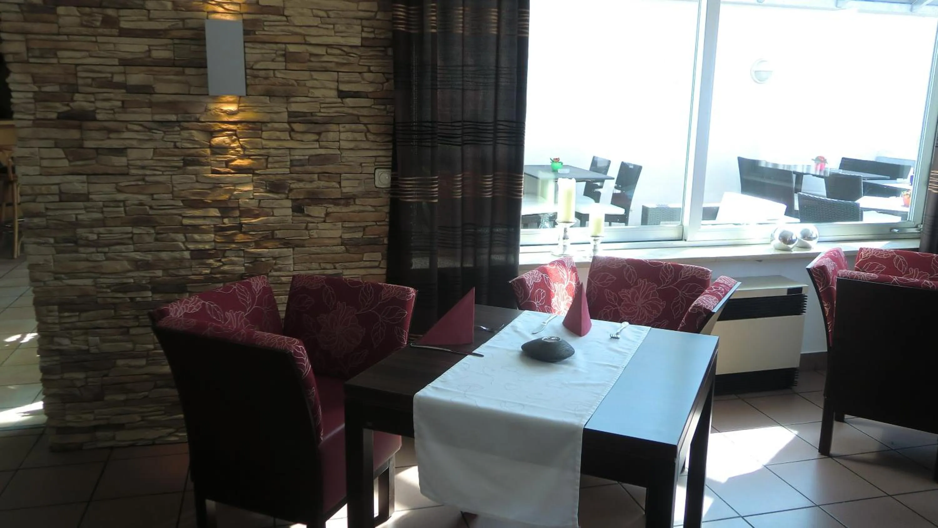 Restaurant/places to eat in Hotel Imhof