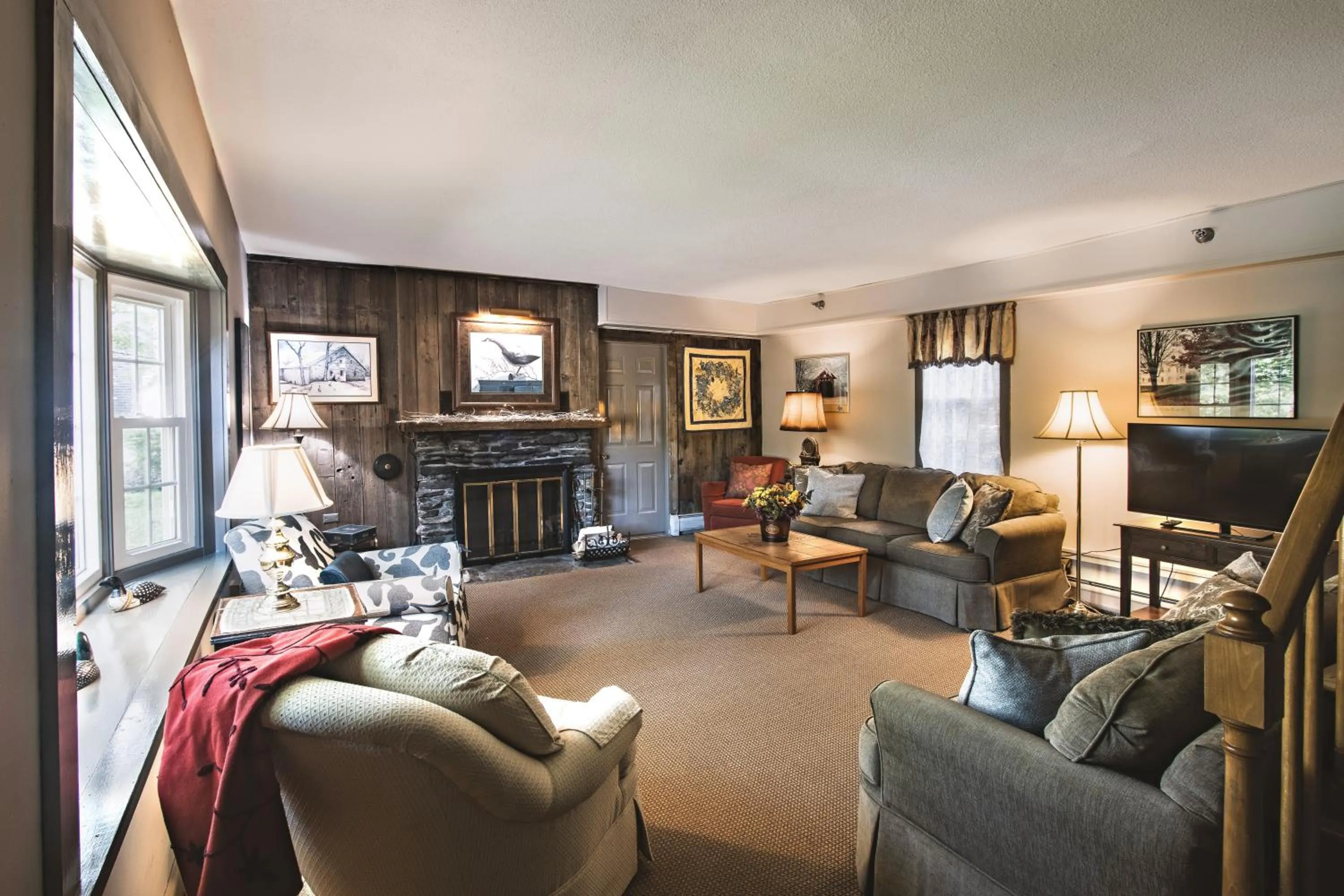 Living room in Deerfield Valley Inn - Mt Snow