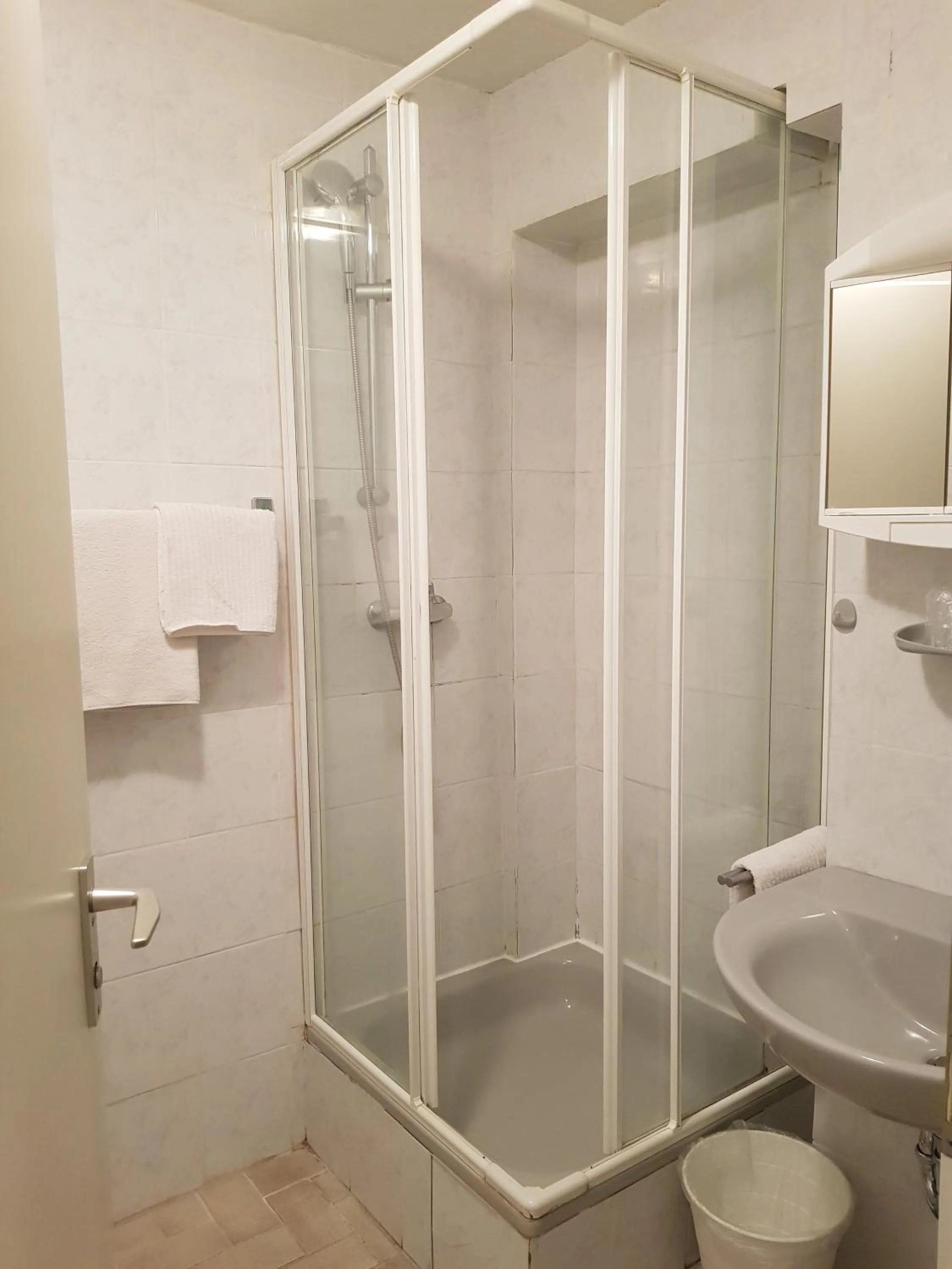 Bathroom in Hotel Kronberg