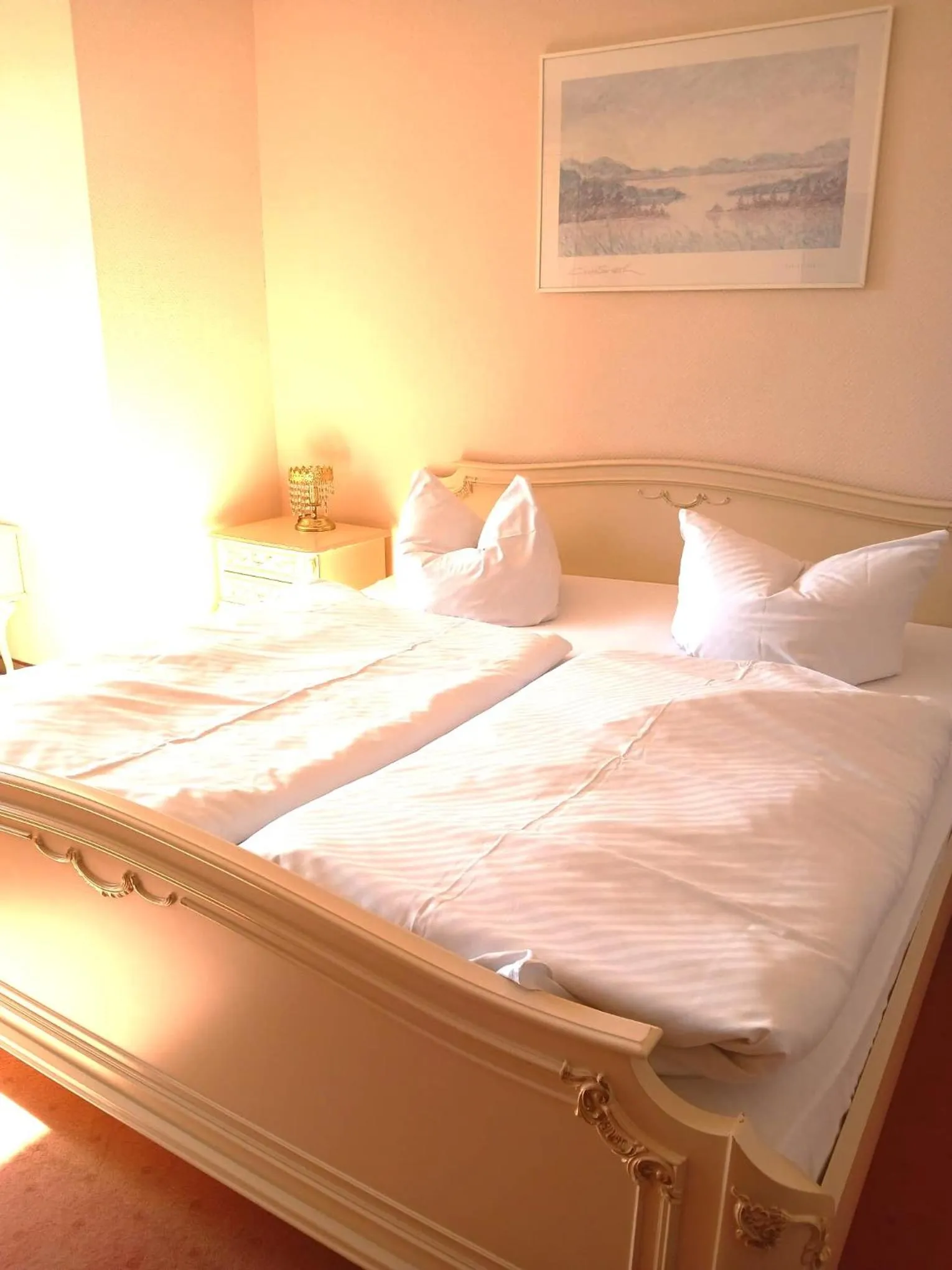 Bed in Hotel Hahnenkleer Hof