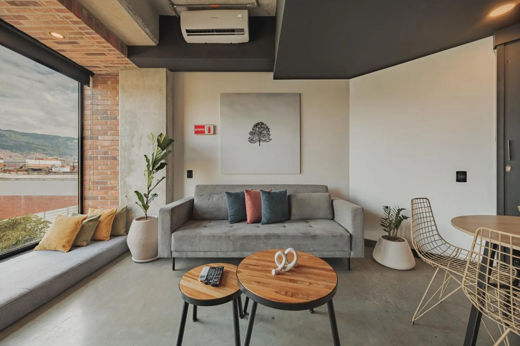 Apartment with City View in Hotel 3450 Living Lofts