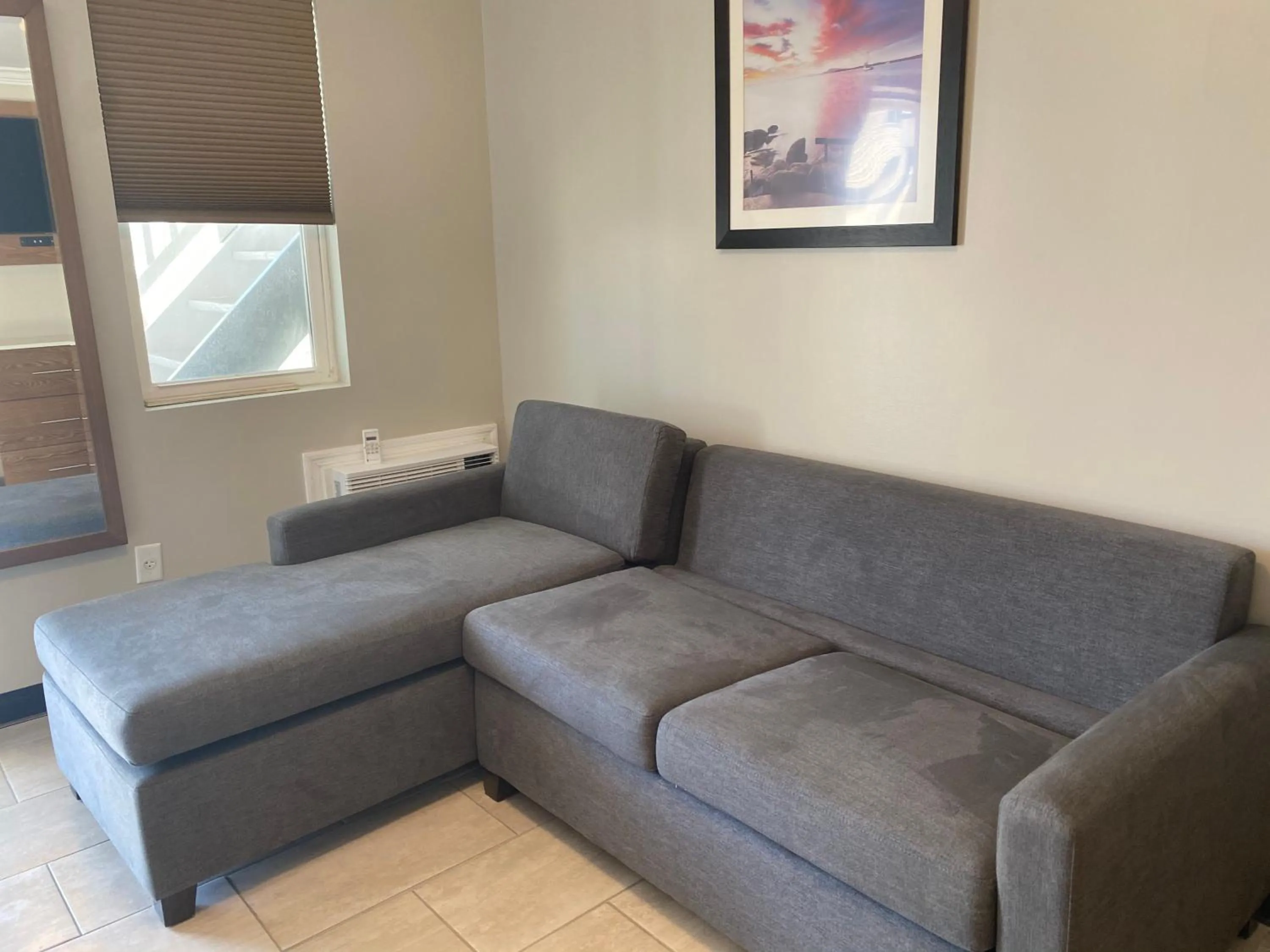 Seating area in Coastal Sands Inn
