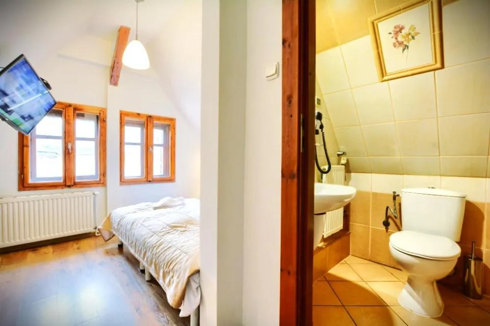 Bathroom, Bed in REZYDENCJA MARIA Karpacz