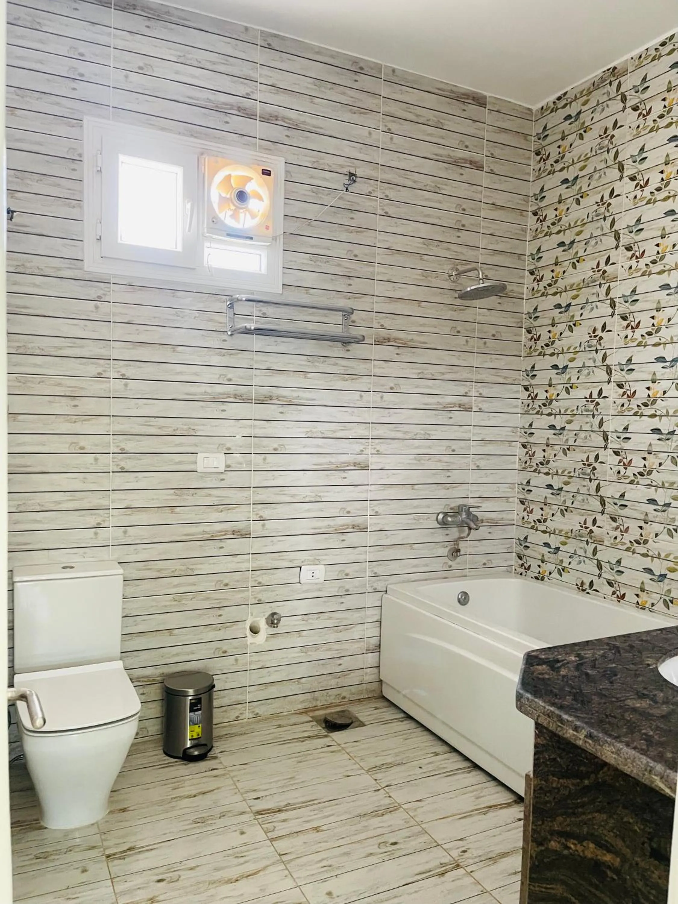 Shower in Elite Residence Dahab