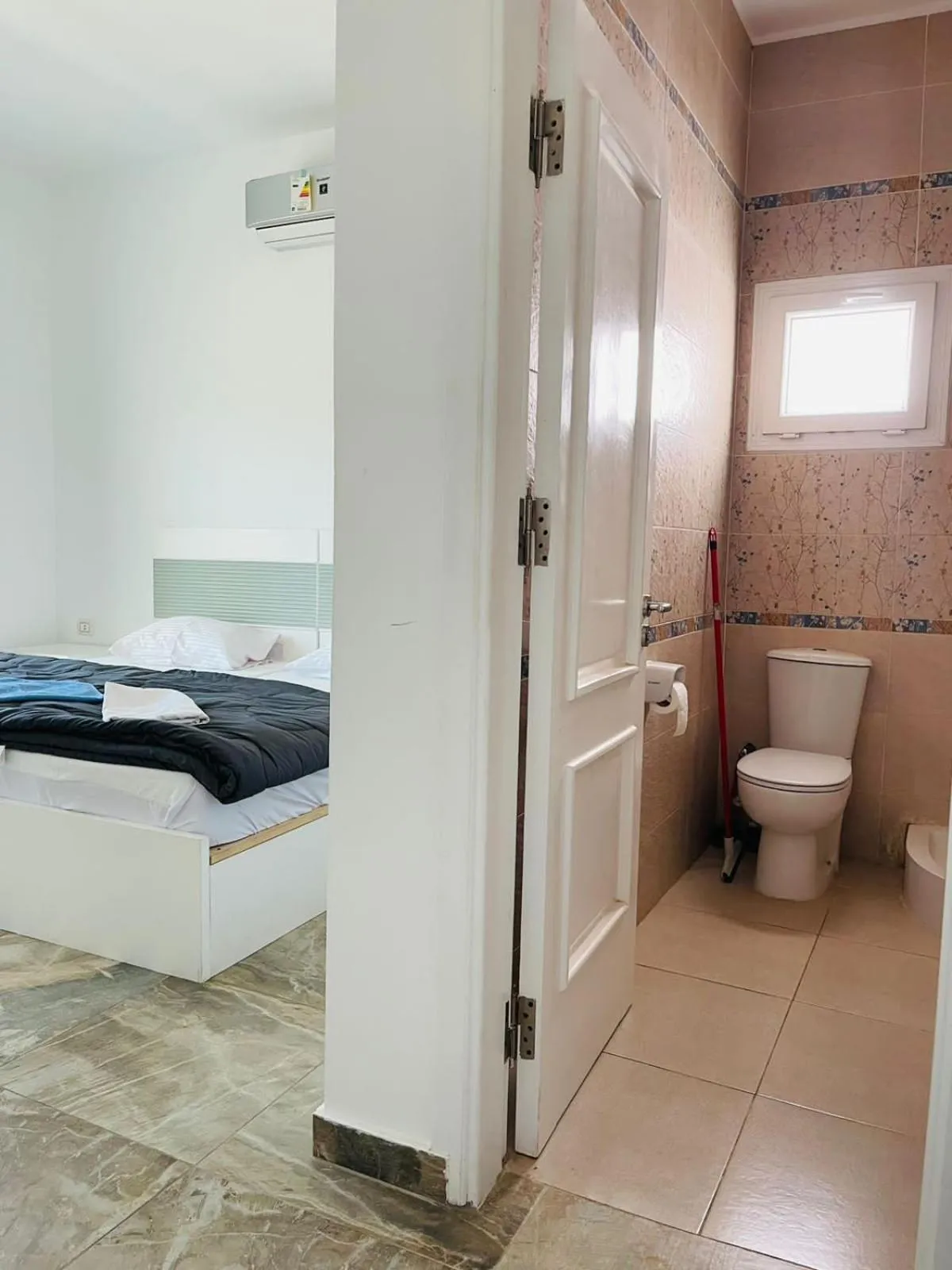 Shower, Bed in Elite Residence Dahab