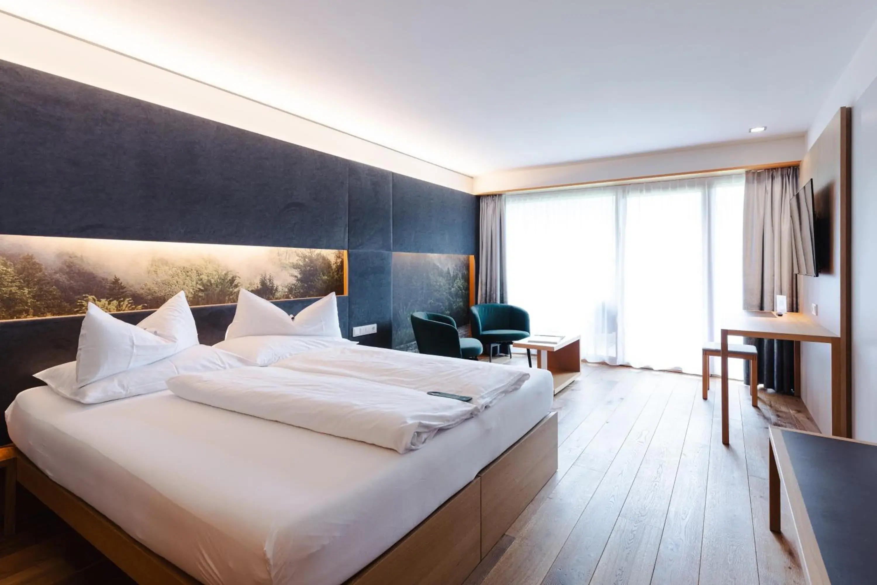 Double Room with Balcony and Mountain View (West Side) in Sonne Mellau - Feel good Hotel Double Room with Balcony and Mountain View (West Side) in Sonne Mellau - Feel good Hotel