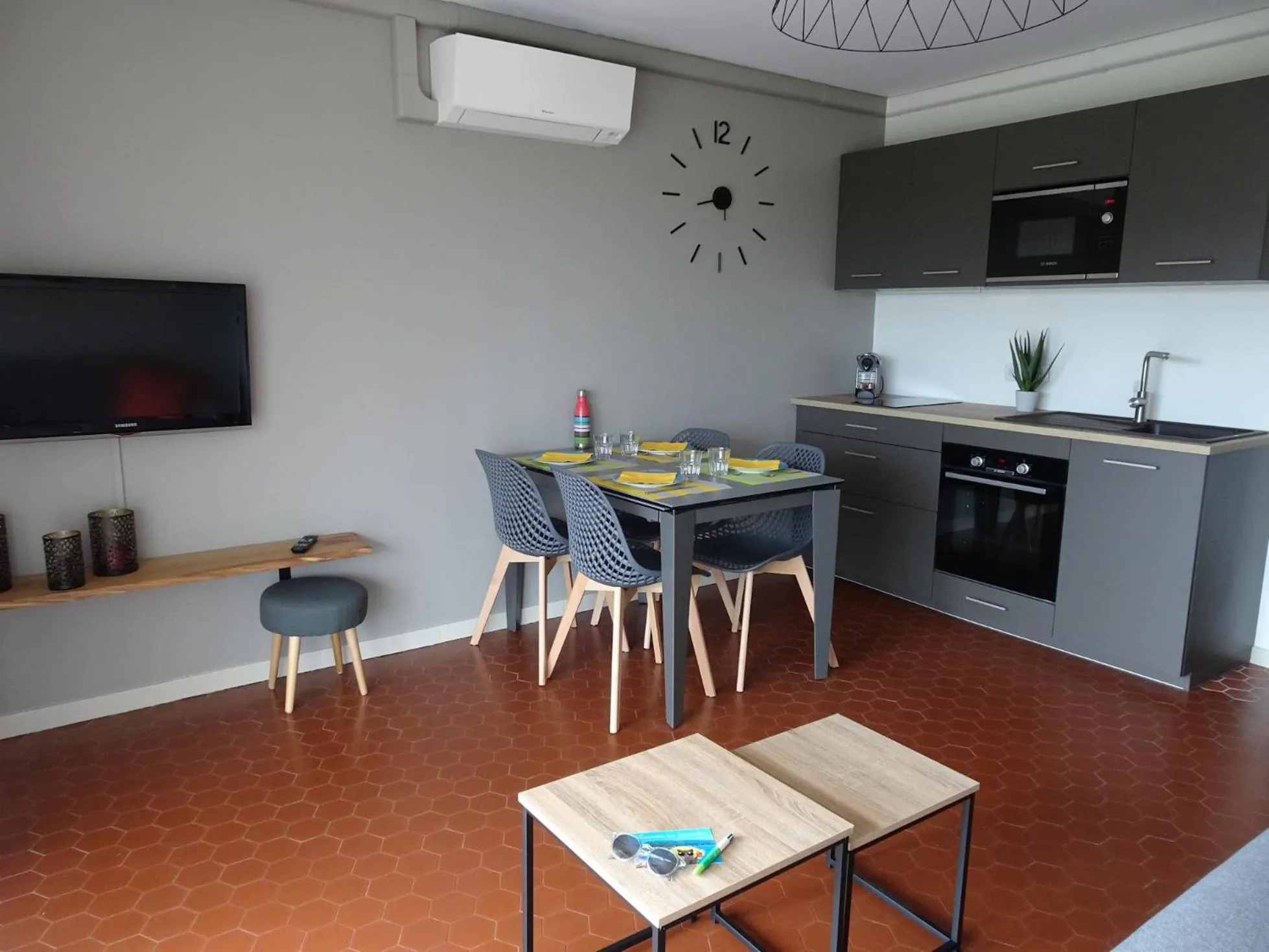 T3 150 m de la plage, climatisation, piscine et parking privatif - Le Lavandou