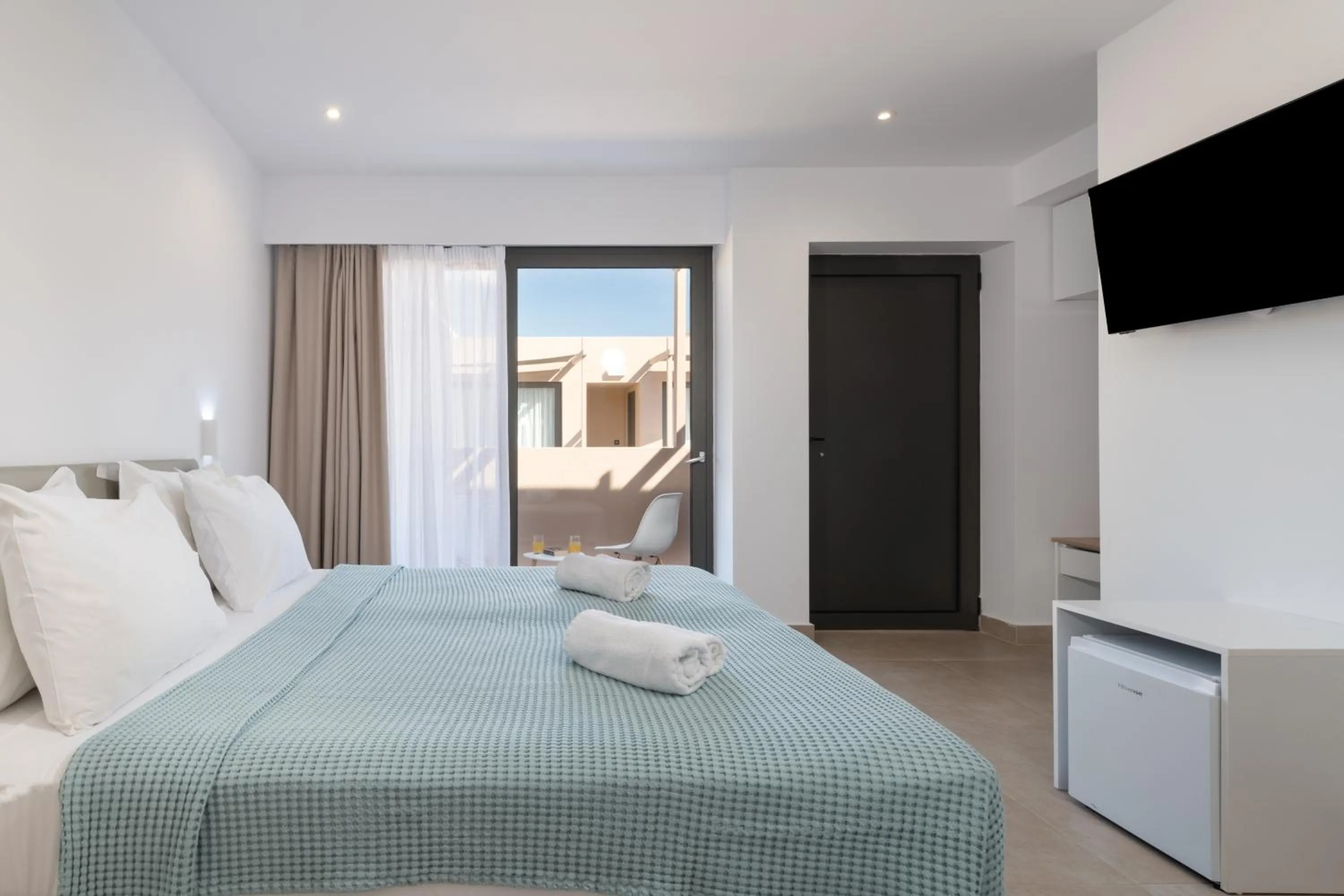 Balcony/Terrace, Bed in Golden Bee Lifestyle