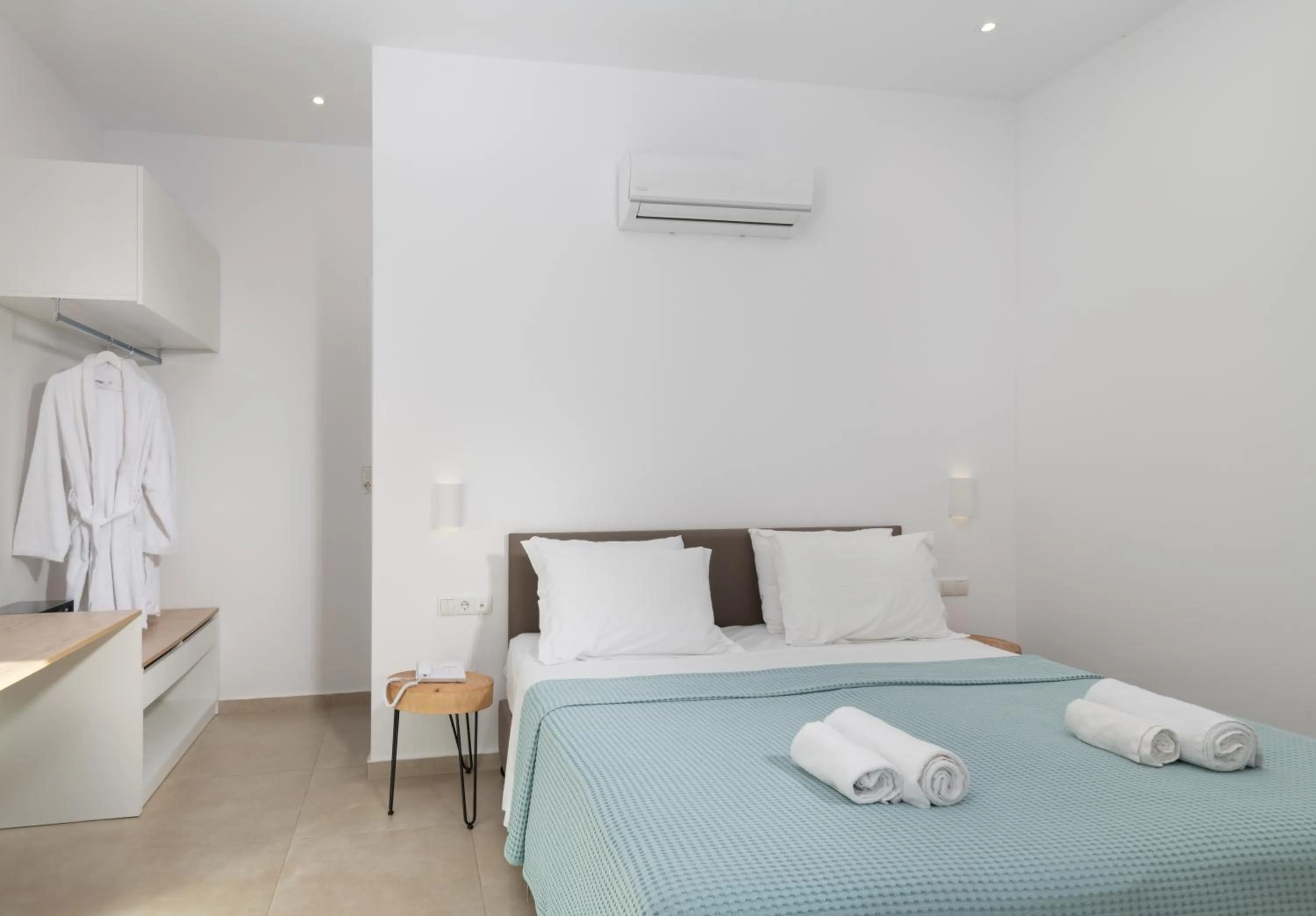 Bedroom, Bed in Golden Bee Lifestyle