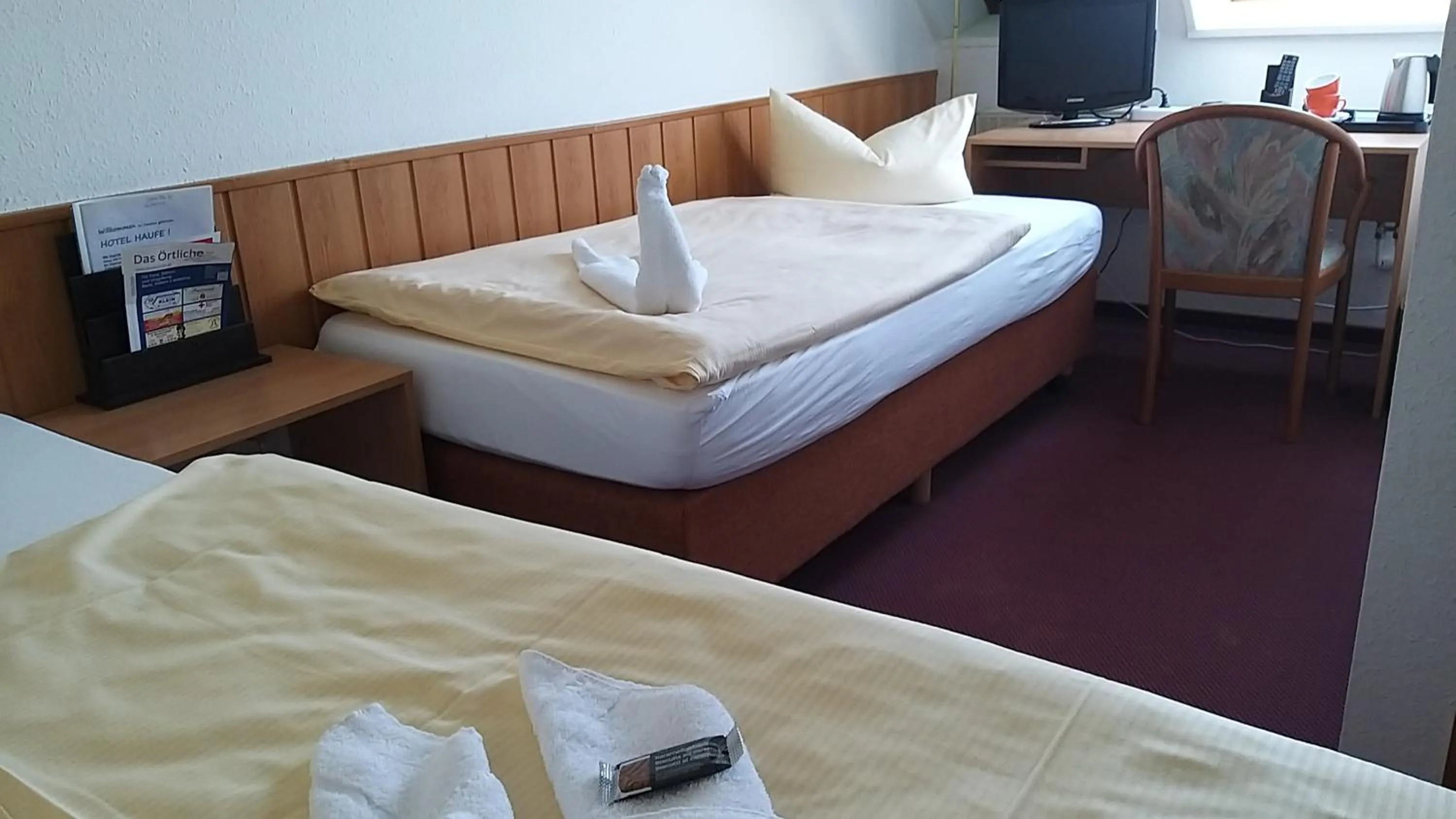 Bed in Hotel Haufe